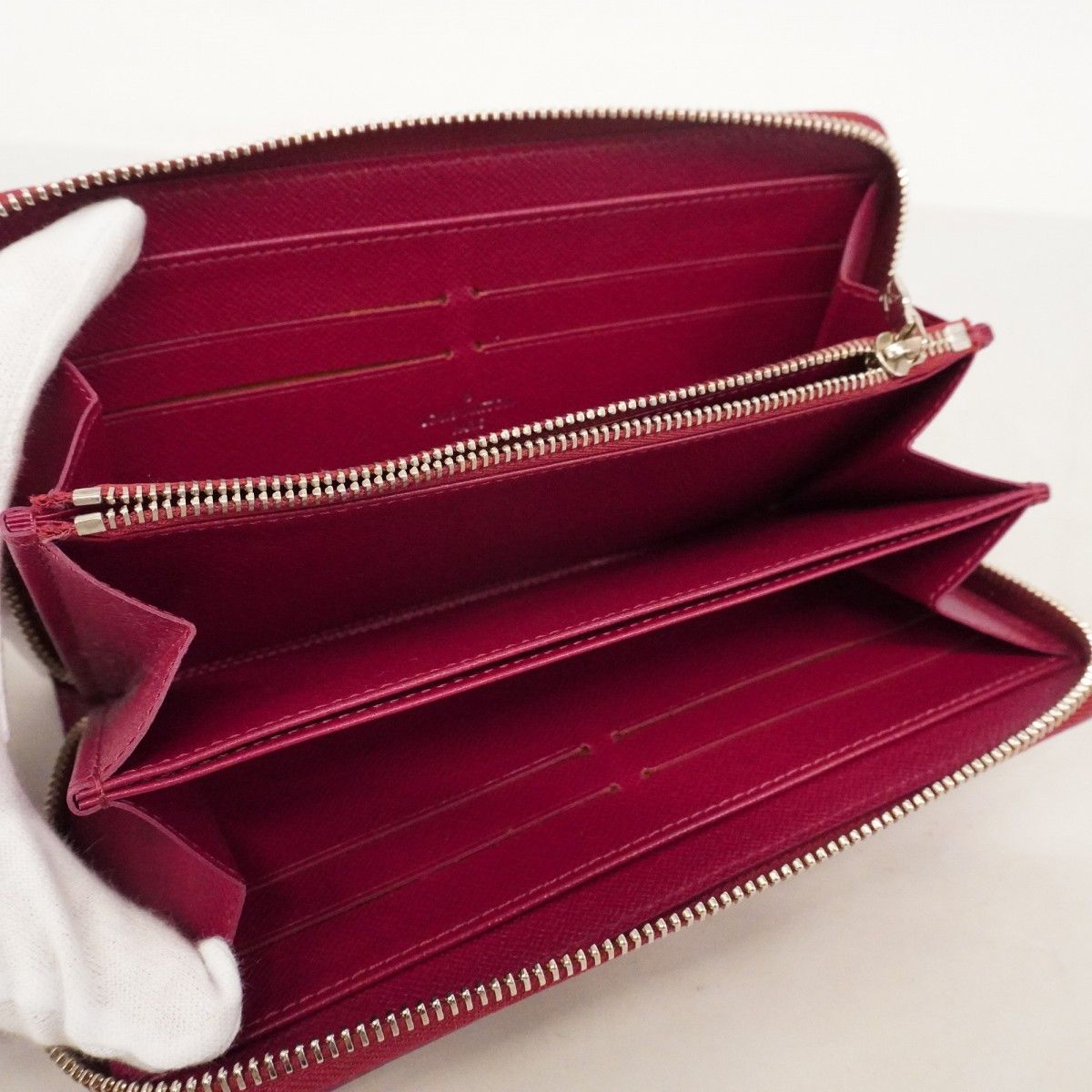 Louis Vuitton Wallet Epi Zippy Fuchsia — view 3