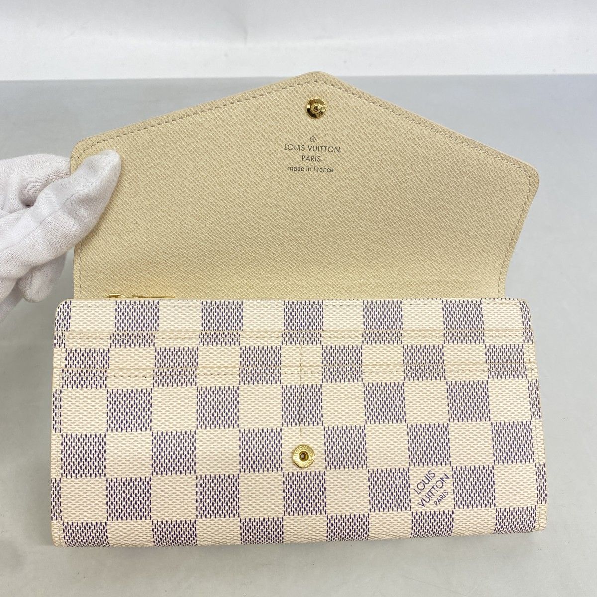 Louis Vuitton Wallet Damier Azur Portefeuille Sarah White — view 5