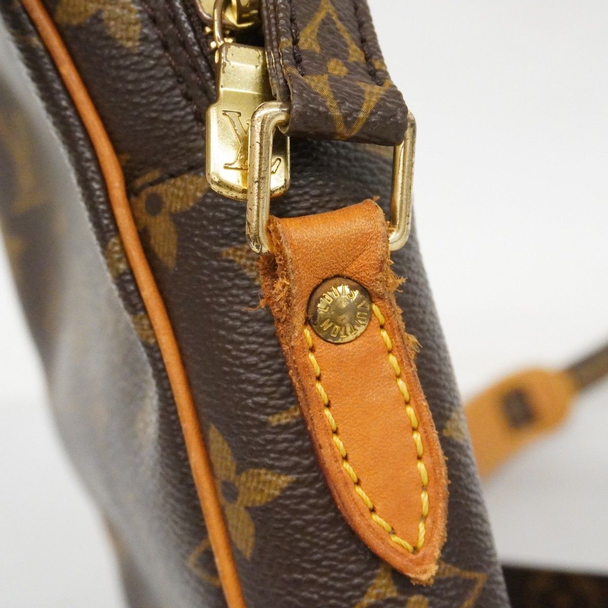 Louis Vuitton Shoulder Bag Monogram Danube Brown — view 7