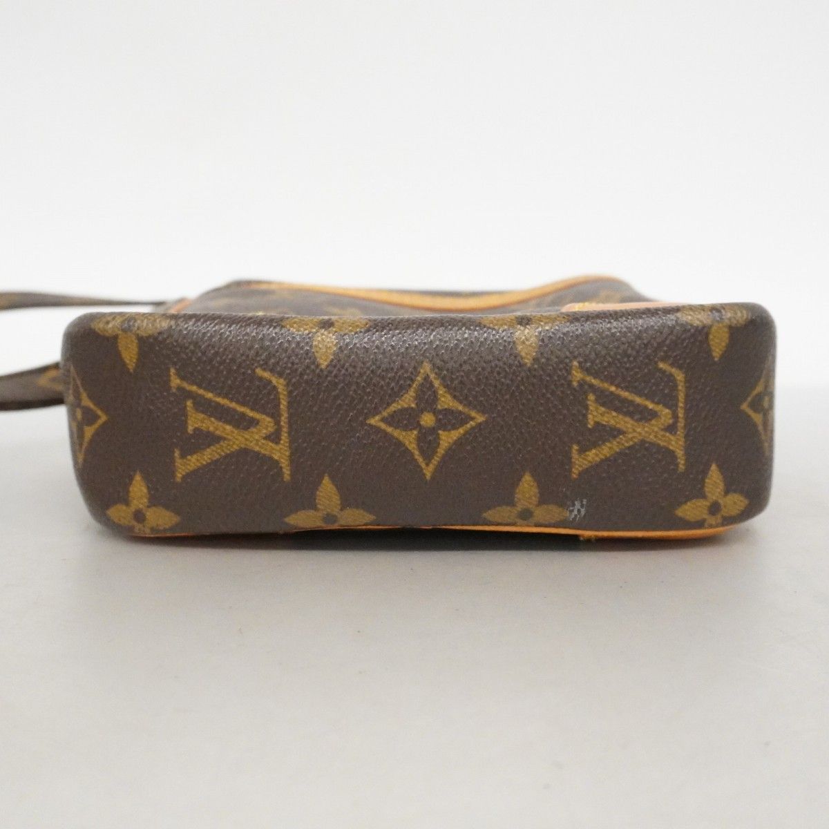 Louis Vuitton Shoulder Bag Monogram Danube Brown — view 3