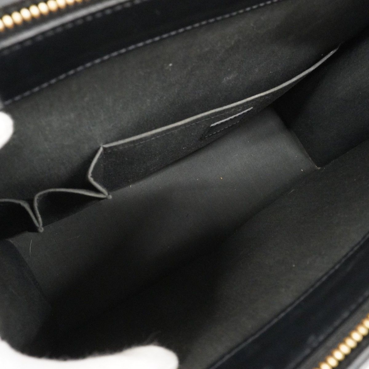 Louis Vuitton Tote Epi Croisette PM Noir — view 4