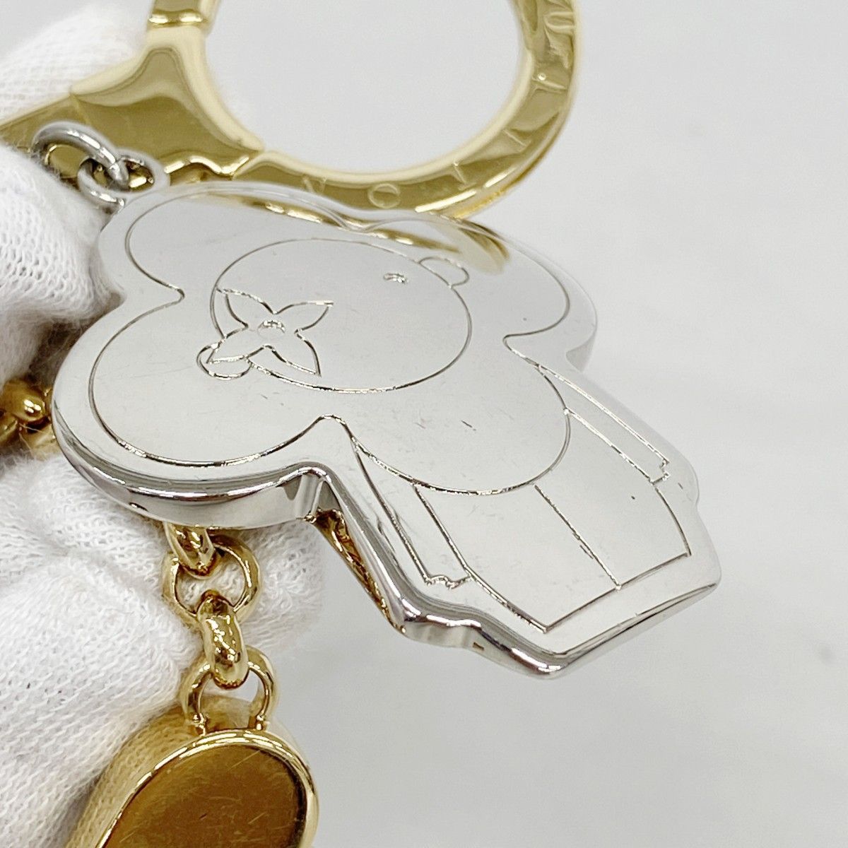 Louis Vuitton Key Holder Charm Chain Vivienne Bff Gold Silver — view 5