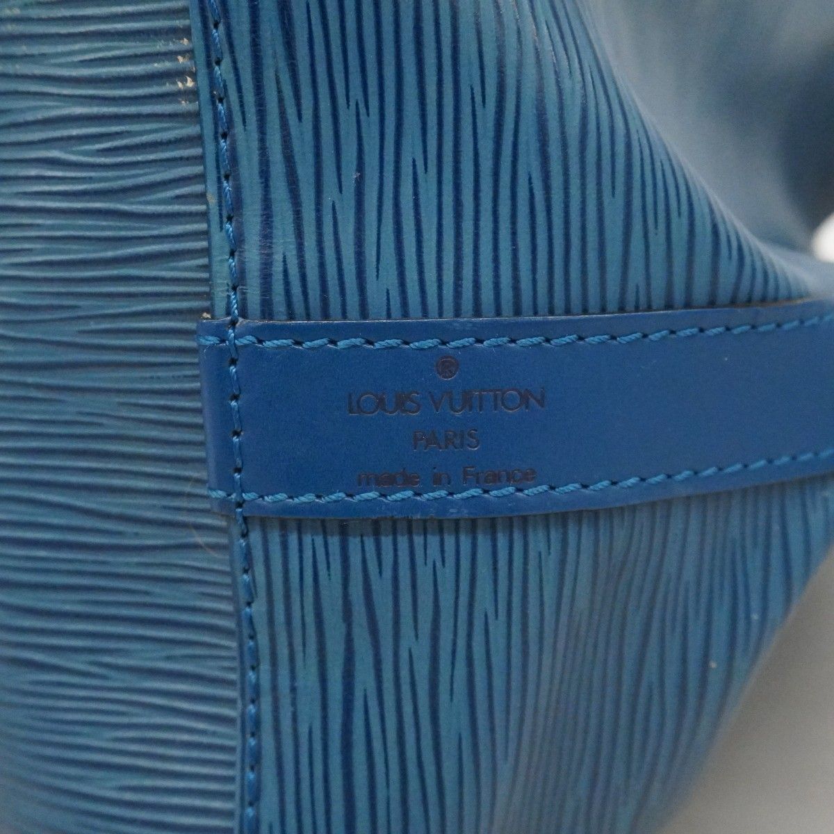Louis Vuitton Shoulder Bag Epi Petit Noe Toledo Blue — view 5