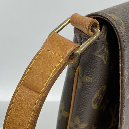 Louis Vuitton Shoulder Bag Monogram Musette Brown — view 8