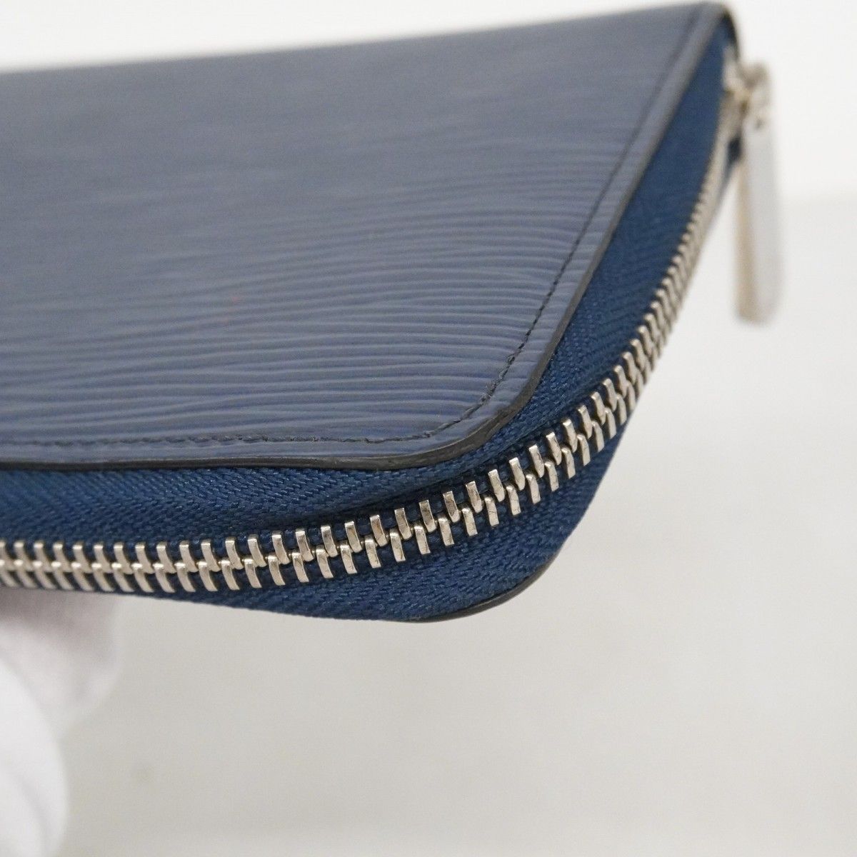 Louis Vuitton Wallet Epi Zippy Andigo Blue — view 6