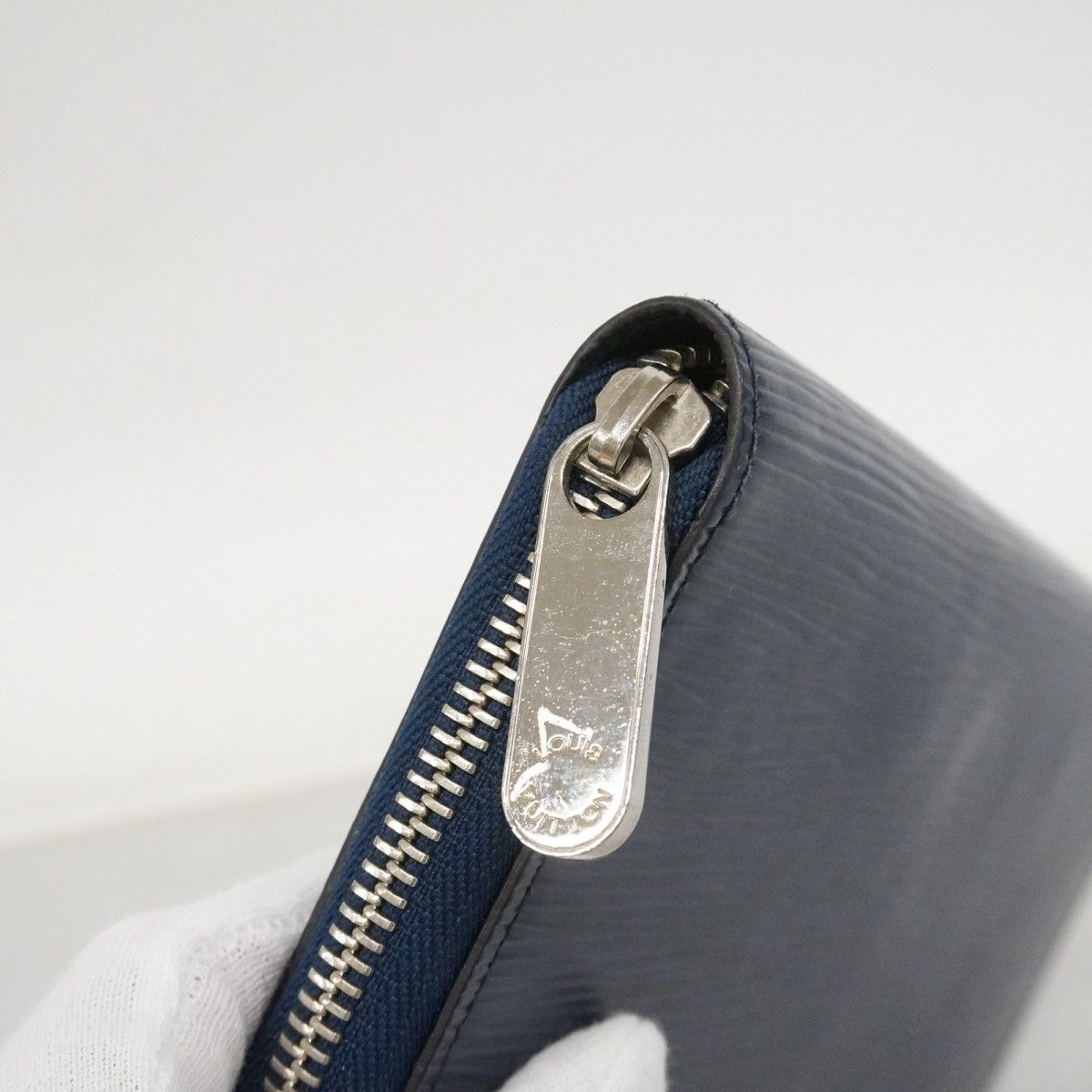 Louis Vuitton Wallet Epi Zippy Andigo Blue — view 7