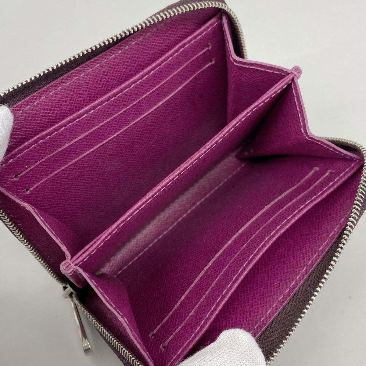Louis Vuitton Coin Case Epi Zippy Purse Cassis — view 3
