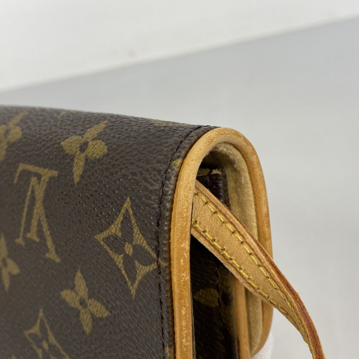 Louis Vuitton Shoulder Bag Monogram Pochette Twin PM Brown — view 6