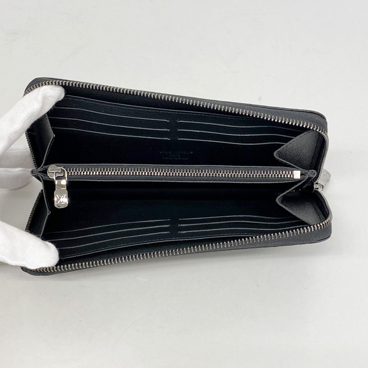 Louis Vuitton Wallet Monogram Eclipse Zippy Horizontal Black — view 3