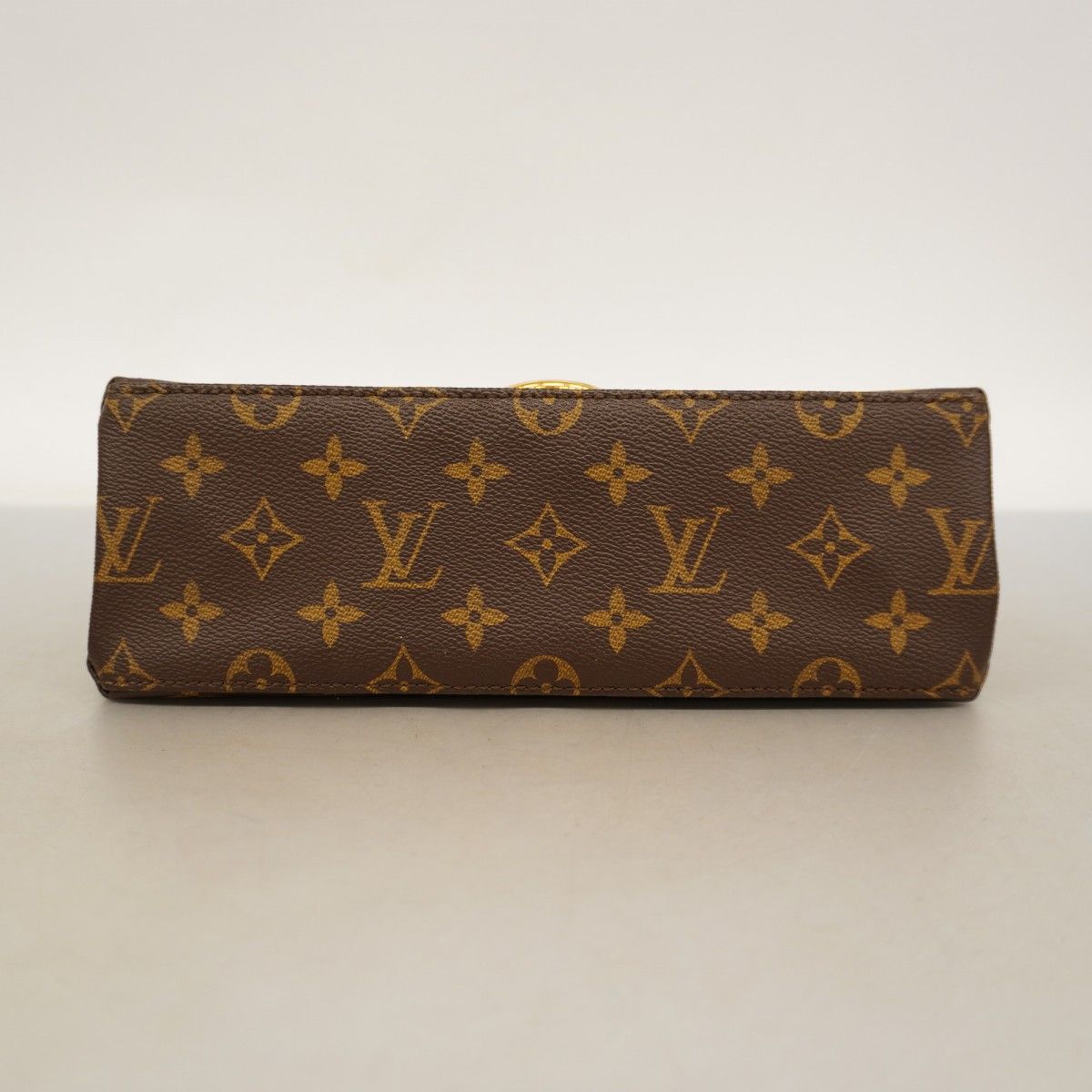 Louis Vuitton Shoulder Bag Epi Monogram Saint Michel Noir — view 3