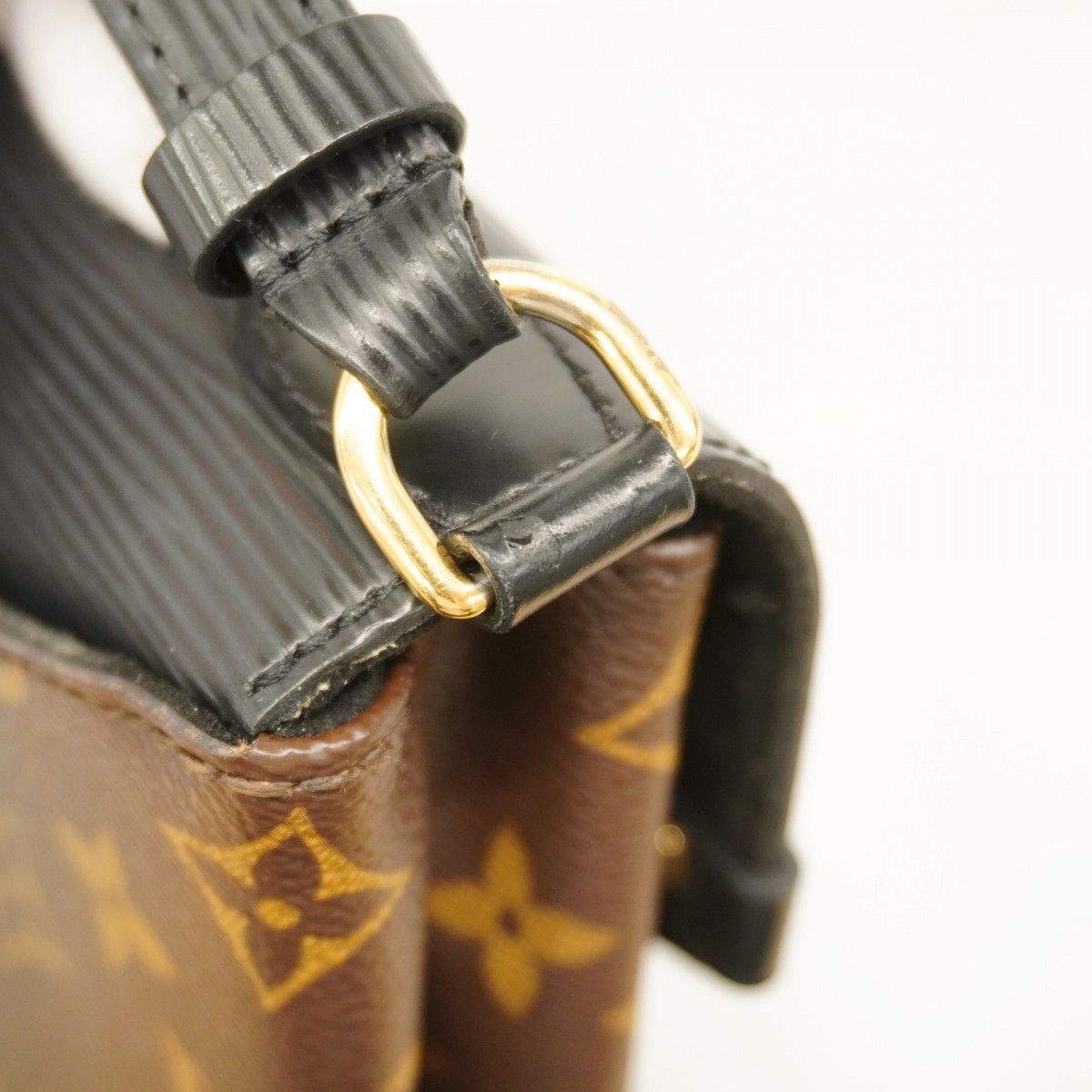 Louis Vuitton Shoulder Bag Epi Monogram Saint Michel Noir — view 6