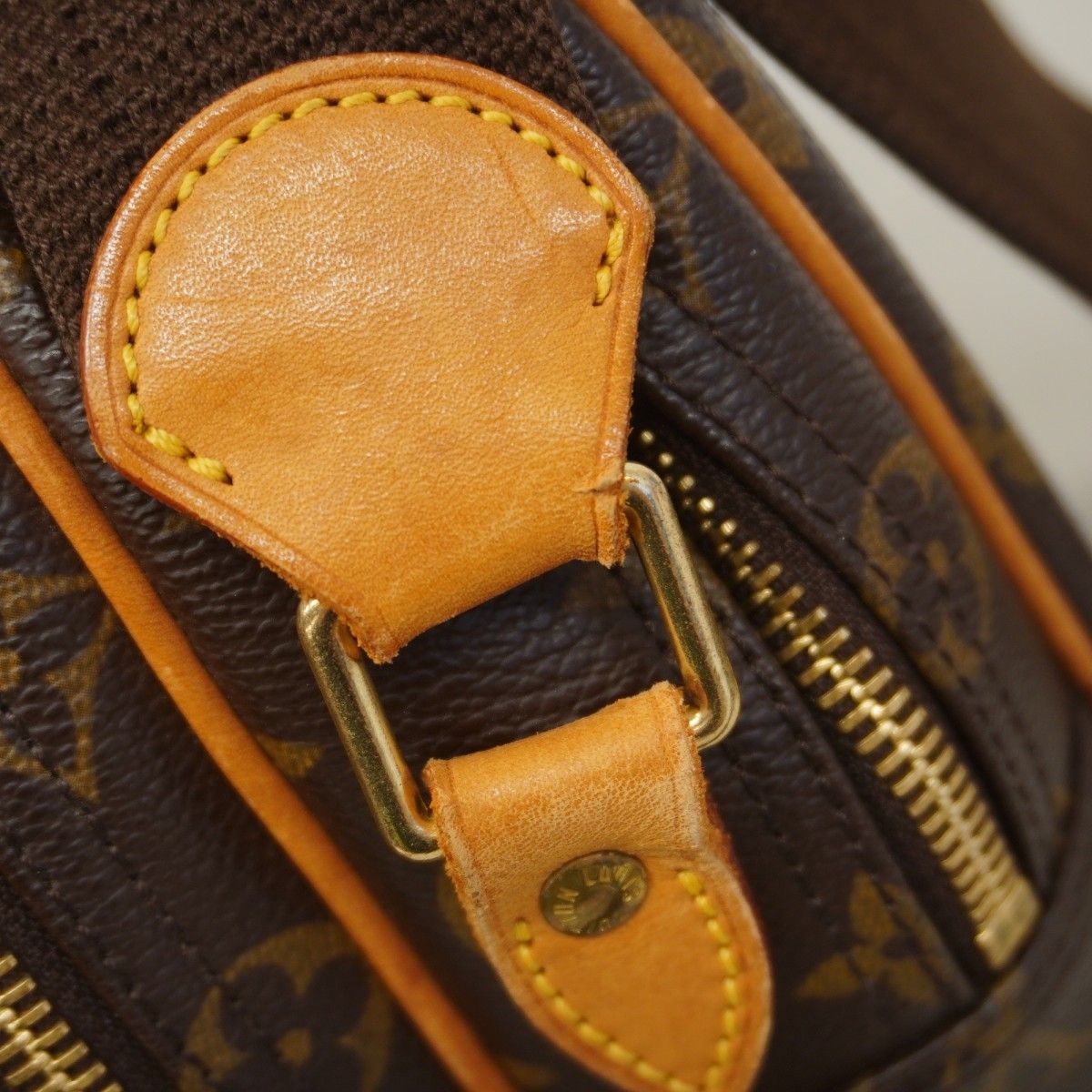 Louis Vuitton Shoulder Bag Monogram Reporter PM Brown — view 9