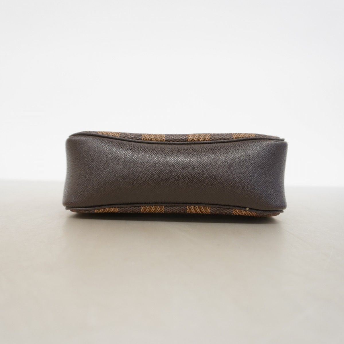 Louis Vuitton Pouch Damier Trousse Makeup Ebene — view 3