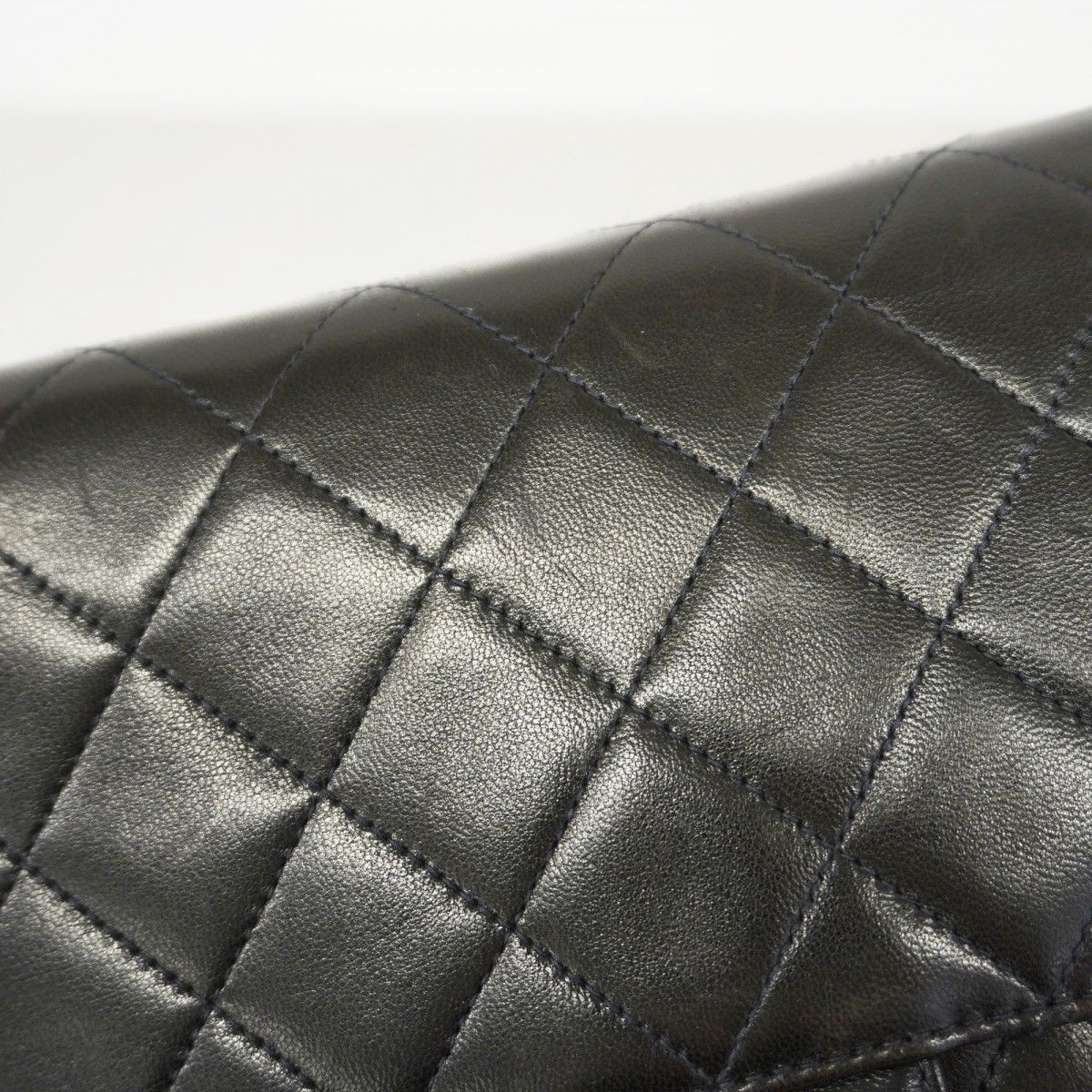Chanel Shoulder Bag Quilted Lambskin Black Gold — view 8