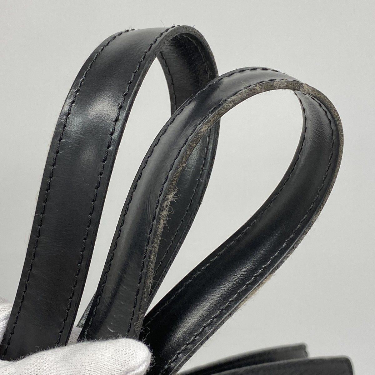 Louis Vuitton Shoulder Bag Epi Saint Jacques Shopping Noir — view 9