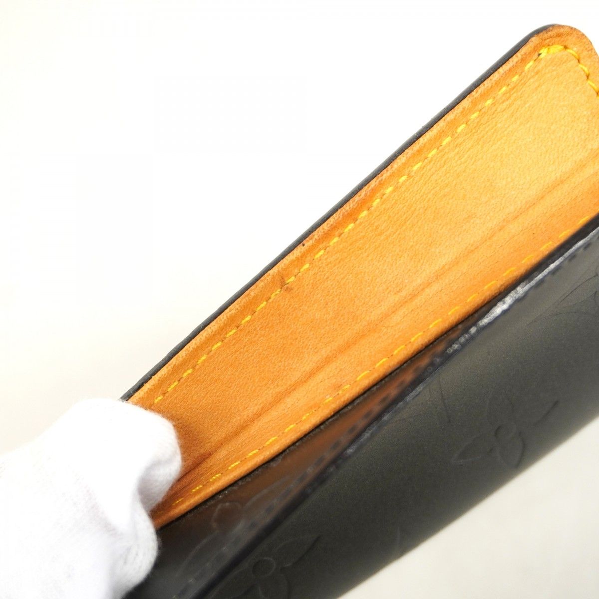 Louis Vuitton Key Case Monogram Matte Clochette PM Noir Key Holder — view 5