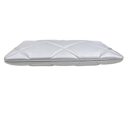 Chanel 19 Pouch — view 4