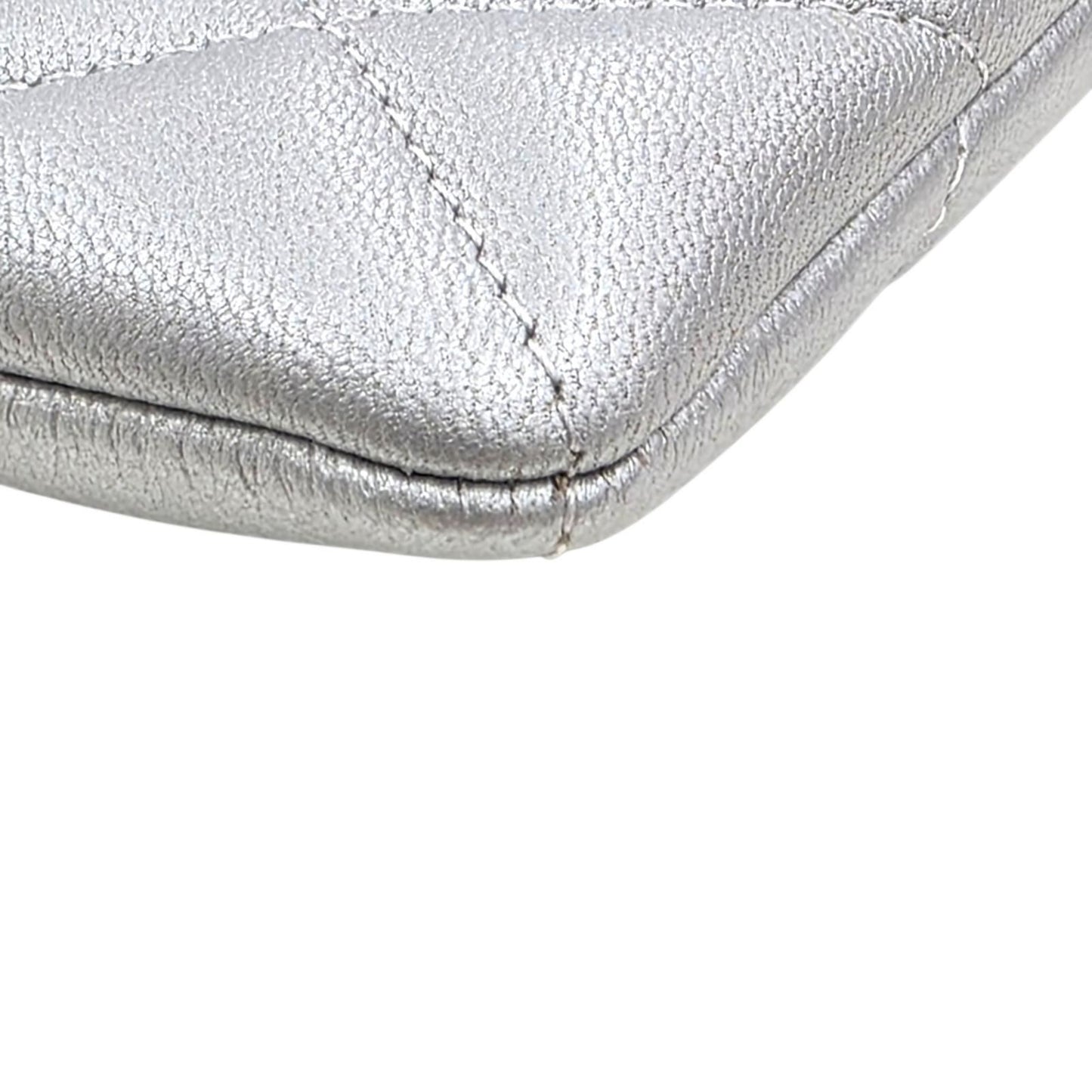 Chanel 19 Pouch — view 9