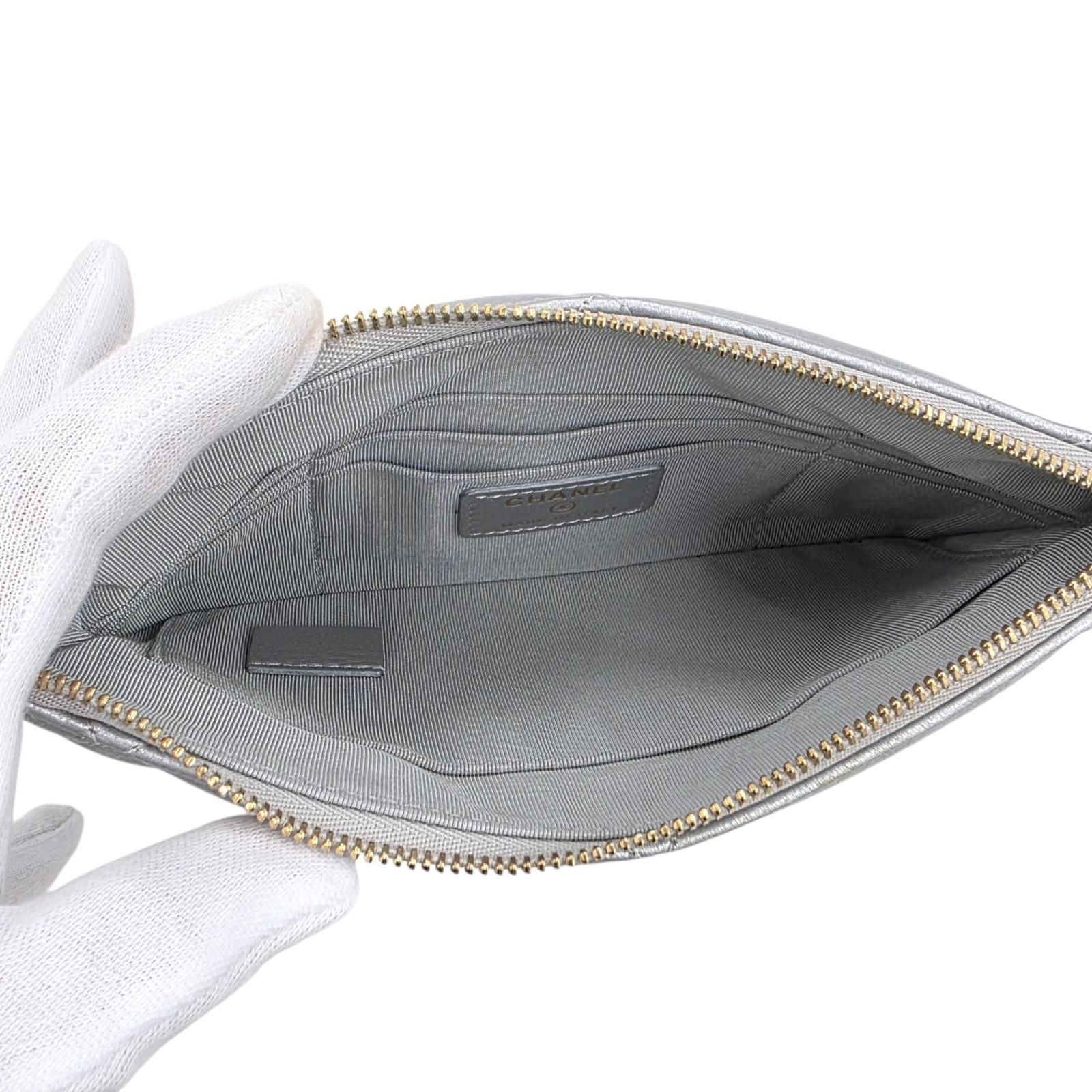 Chanel 19 Pouch — view 6