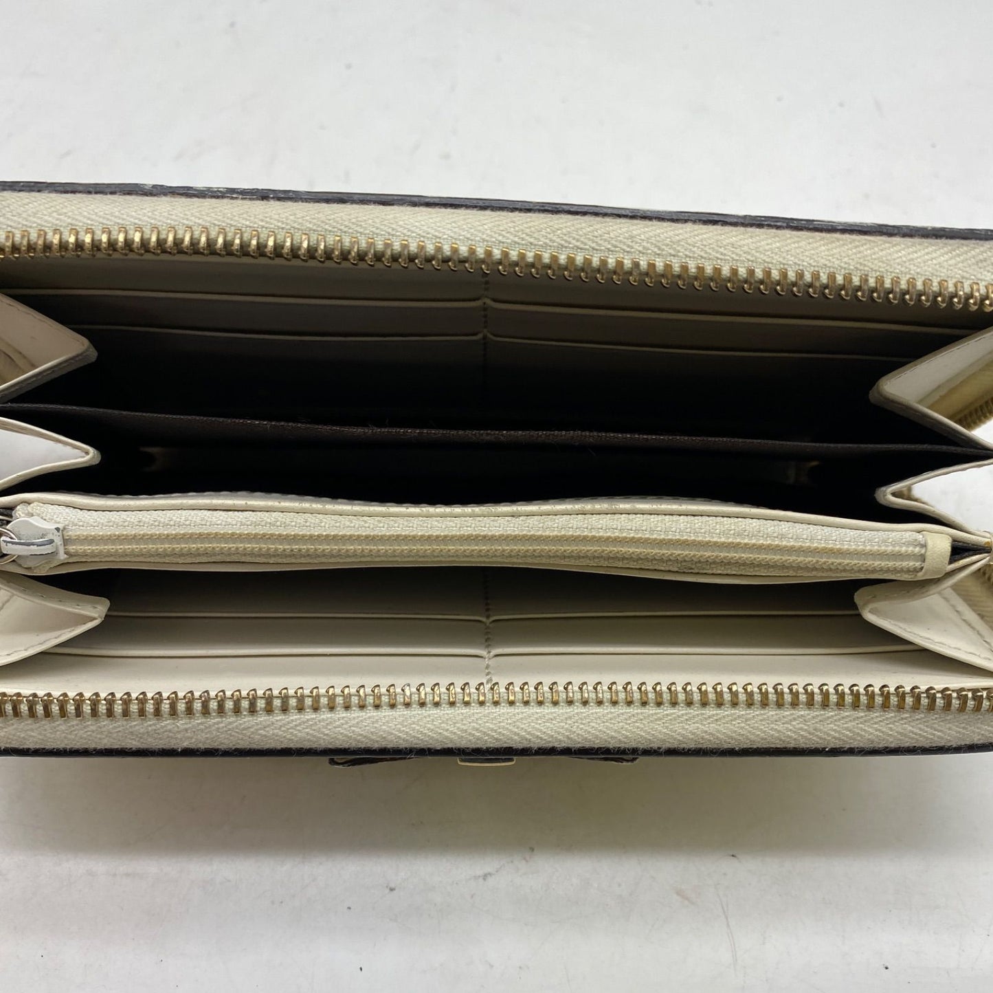 Gucci Wallet Guccissima Round Zip Leather White Card Billfold Coin — view 4