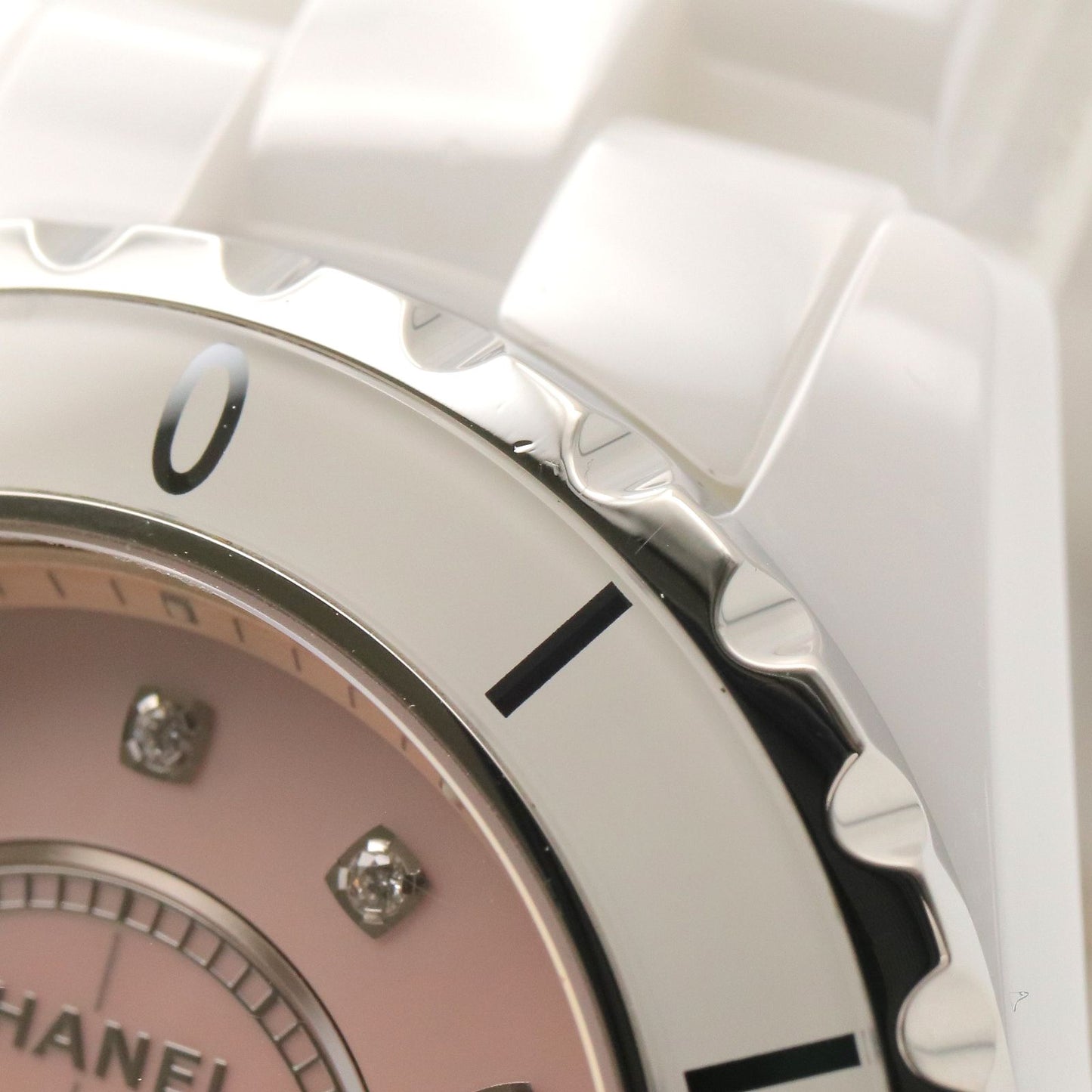 Chanel Watch Diamond Pink Shell Ceramic — view 9