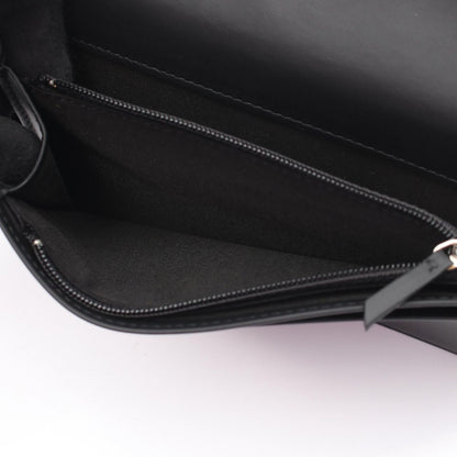 Chanel Bifold Wallet CC Logo Black Caviar Leather — view 4