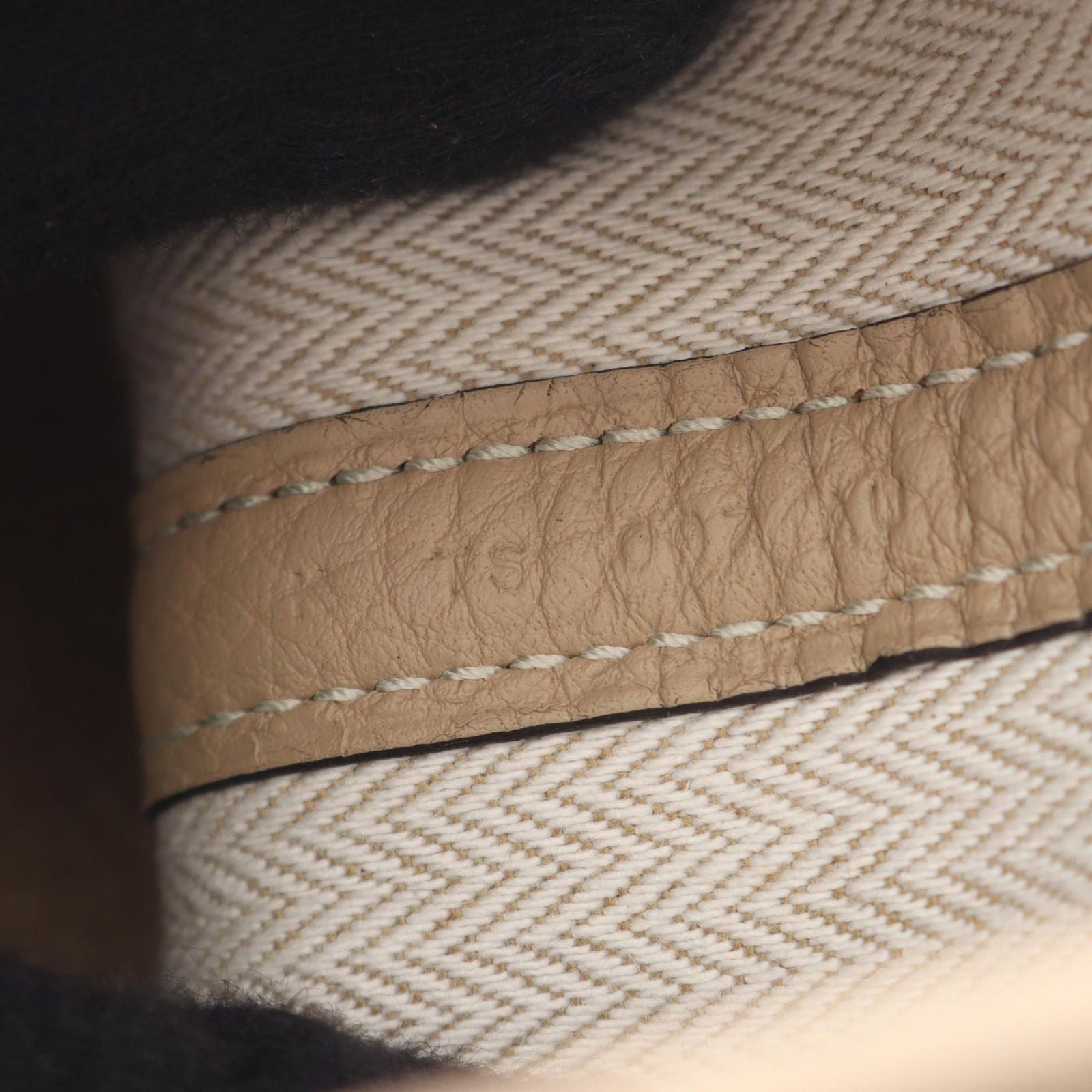 Hermes Handbag Neo Garden 23 Trench Leather — view 5