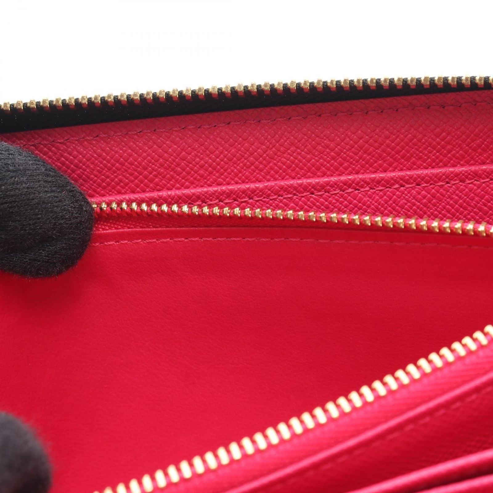 Louis Vuitton Round Wallet Zippy Noir Grenade Canvas — view 7