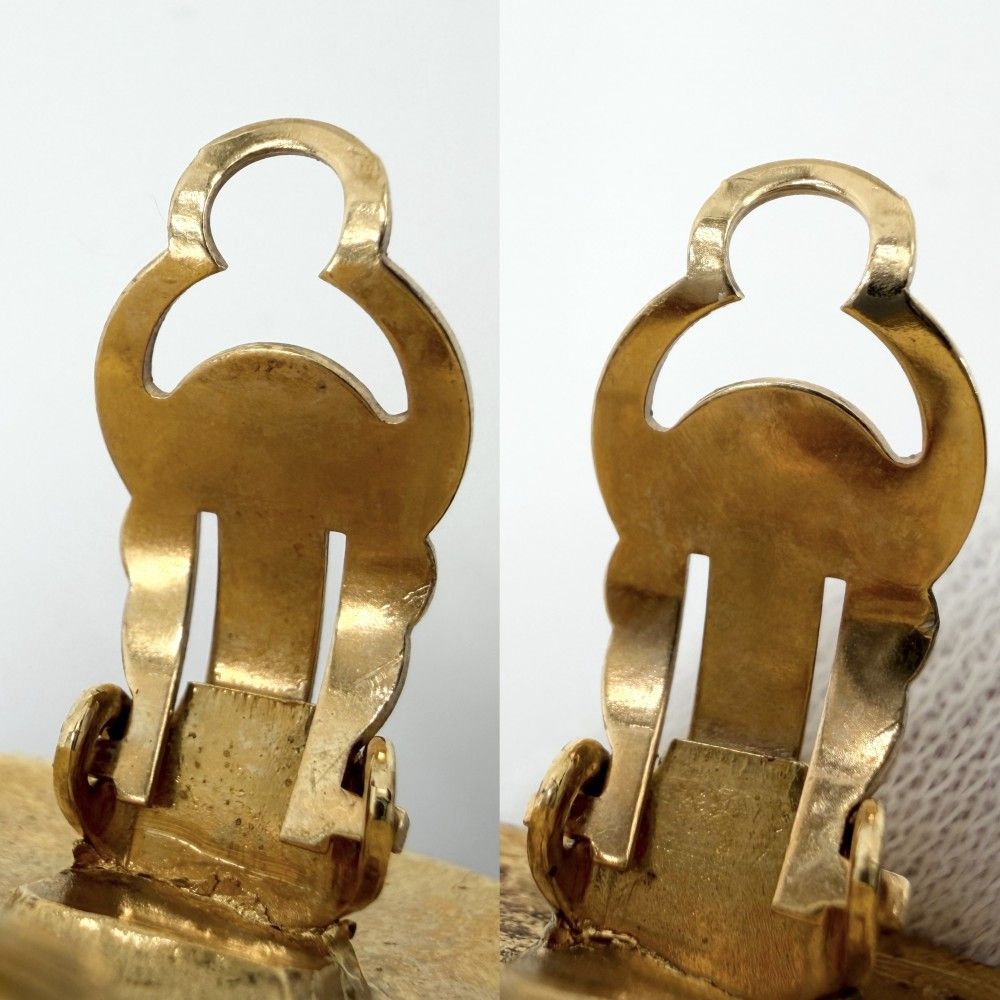 Chanel Earrings Quilted Round CC Logo Vintage 2 8 Gold — view 3