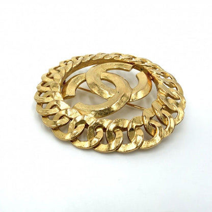 Chanel Brooch CC Logo Vintage Round Gold Plated — view 3
