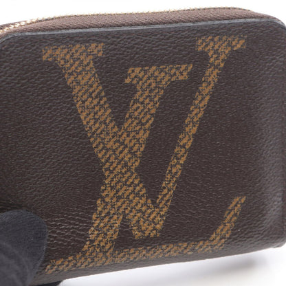 Louis Vuitton Coin Case Zippy Purse Monogram Giant — view 6