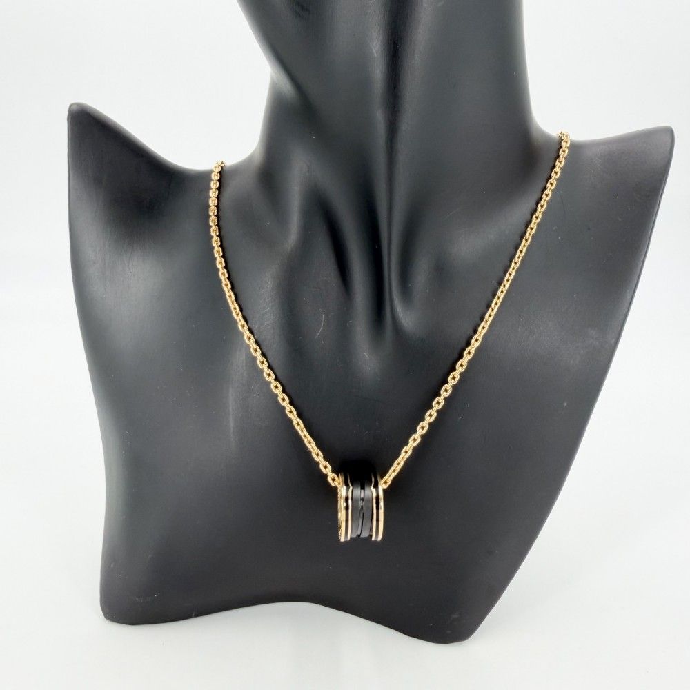 Bvlgari Pendant Star 18k PG Gold Ceramic Black — view 3