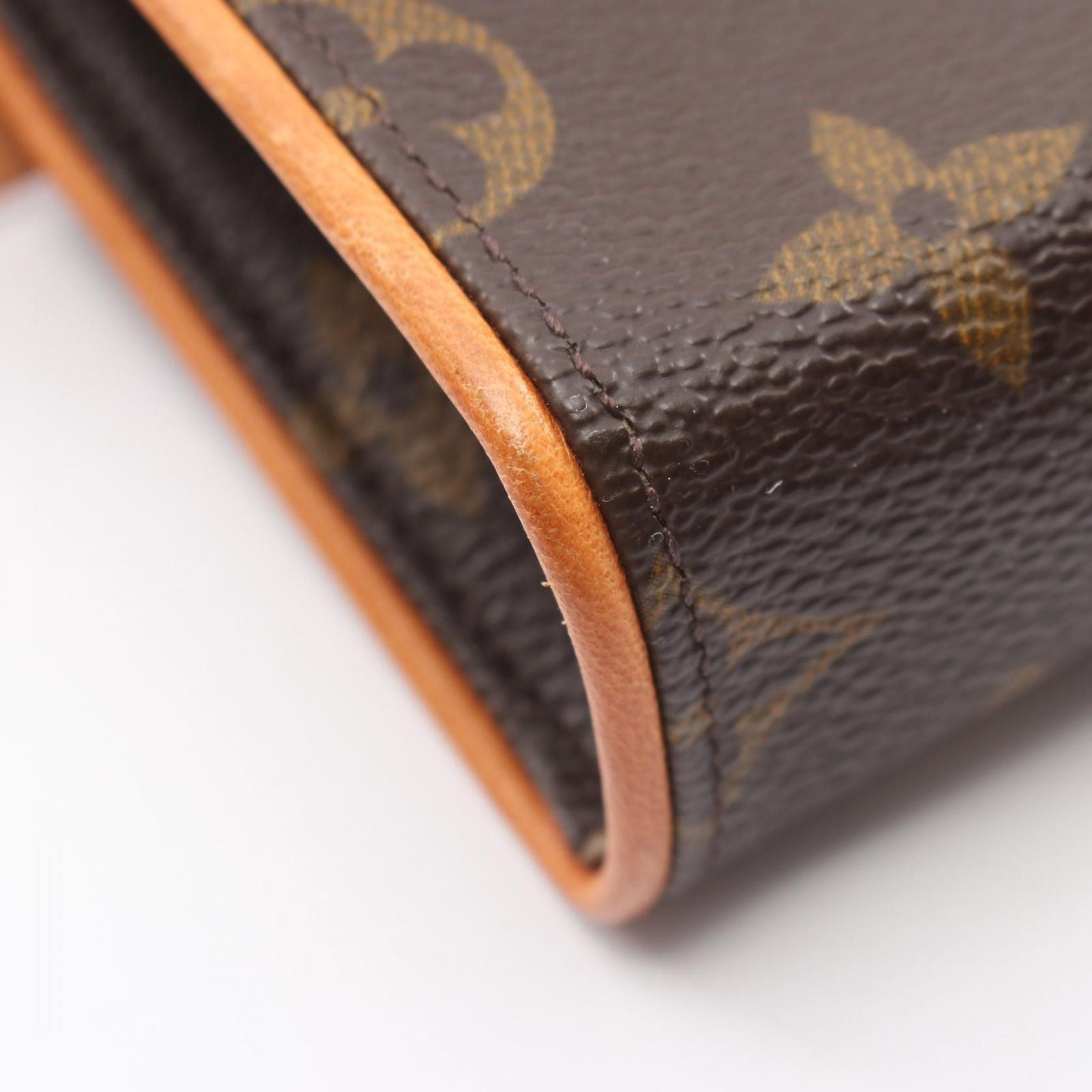 Louis Vuitton Waist Bag Pochette Florentine Monogram Canvas Leather — view 6