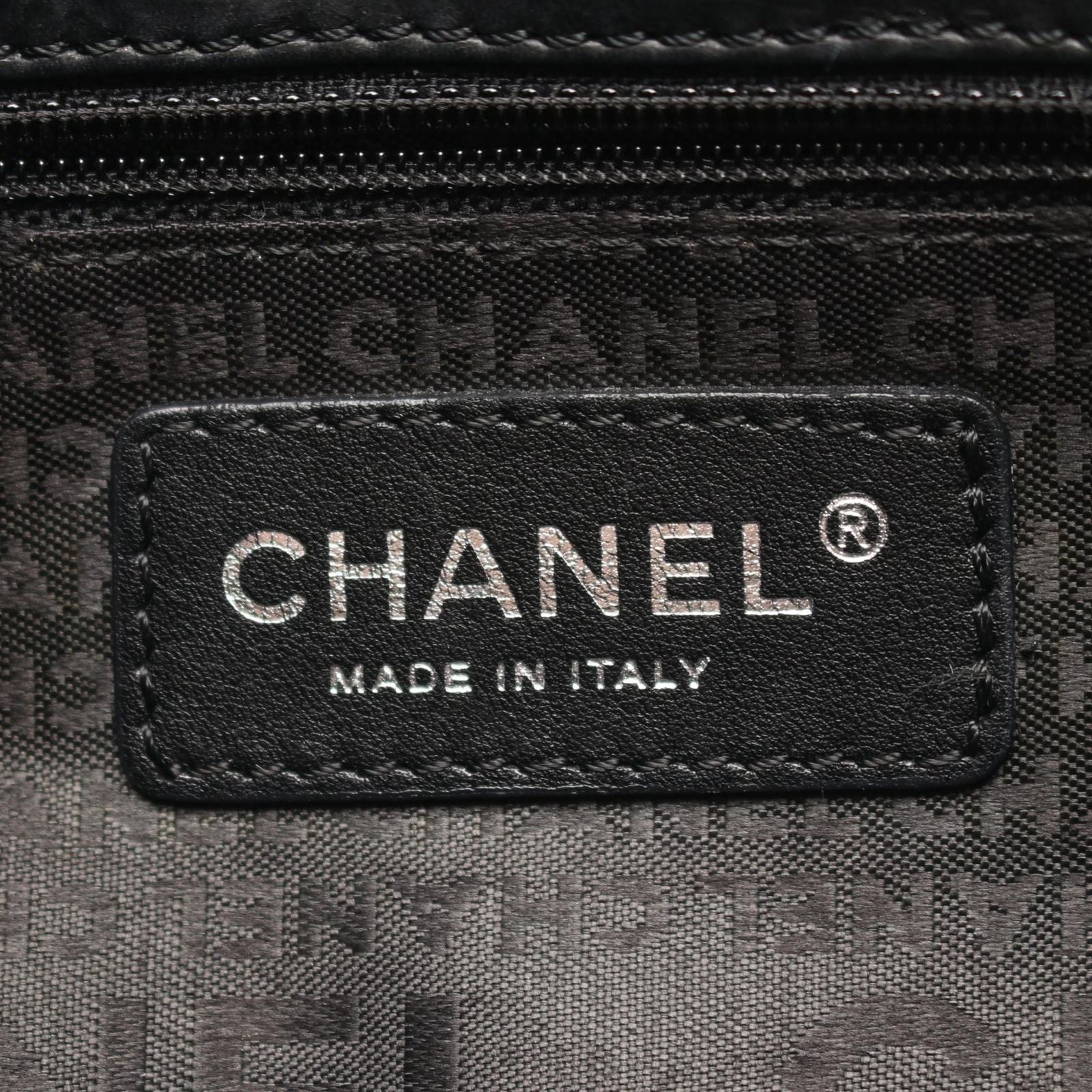 Chanel Shoulder Bag Quilted CC Logo Embossed Black Calf — view 4