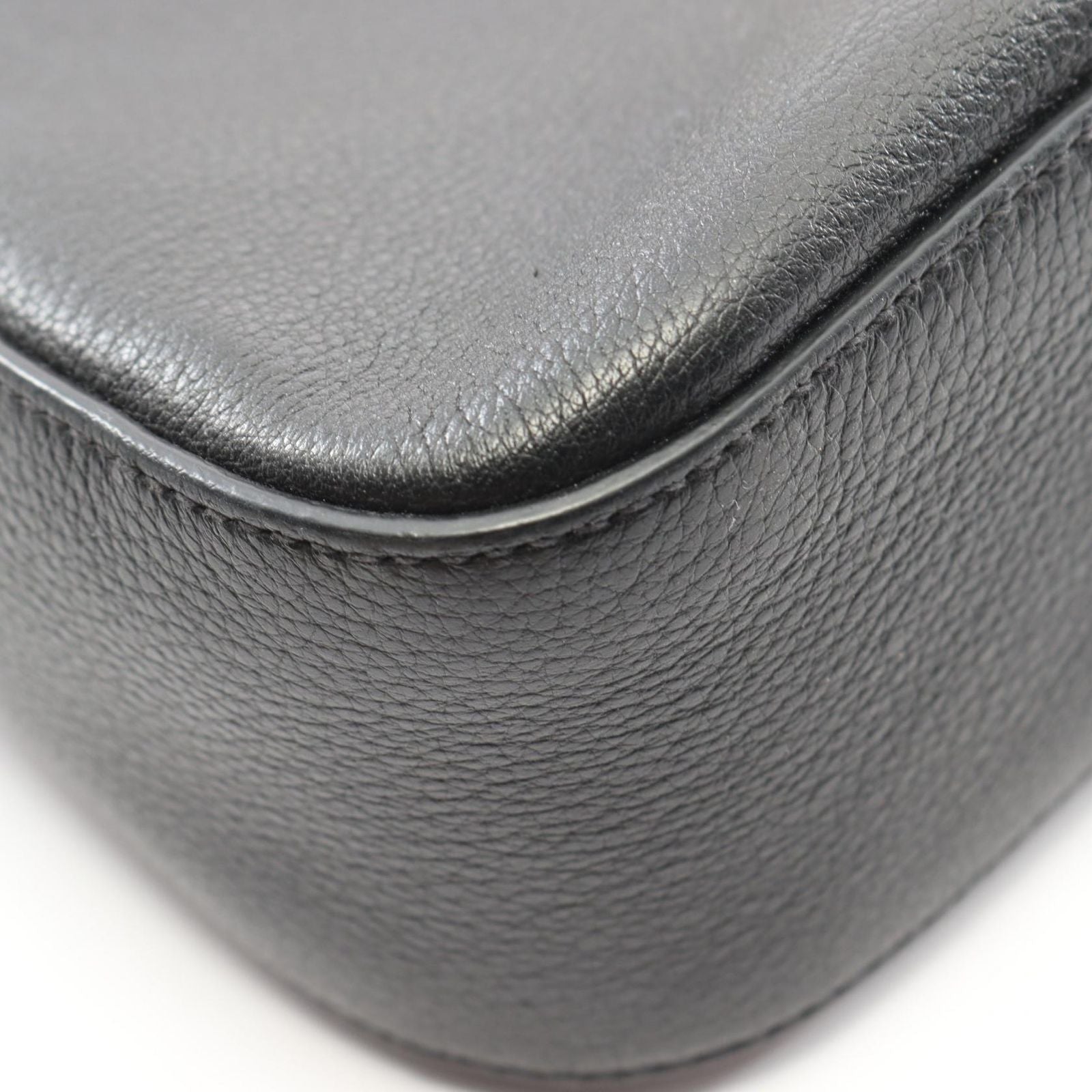 Prada Shoulder Bag Vitello Daino Soft Black Leather — view 5