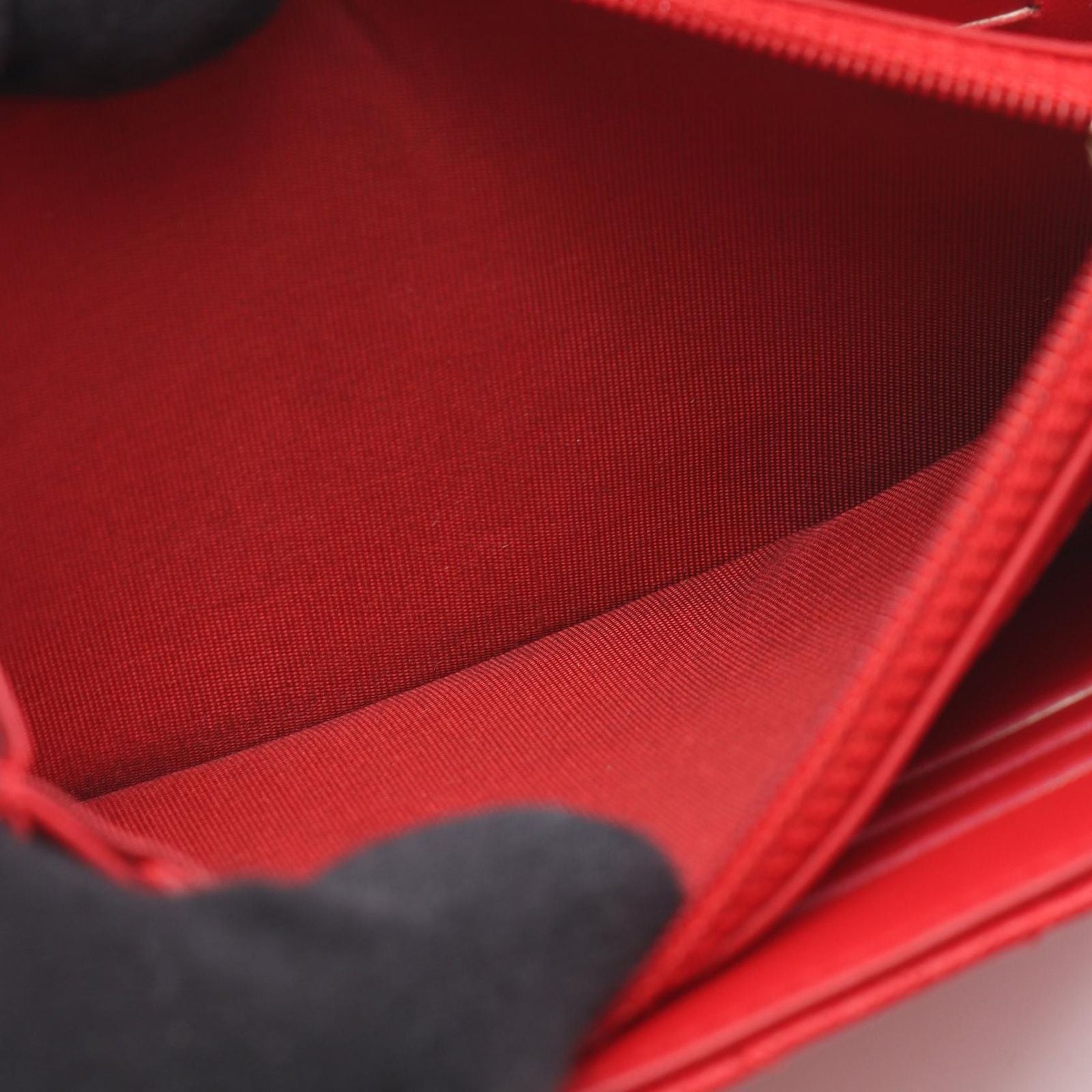 Chanel Bifold Wallet CC Filigree Quilted Red Caviar Leather — view 9