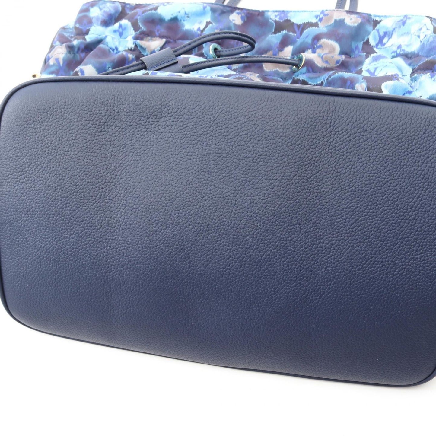 Louis Vuitton Tote Noefle Cut Flower Grand Blue 2-Way Nylon Leather — view 7
