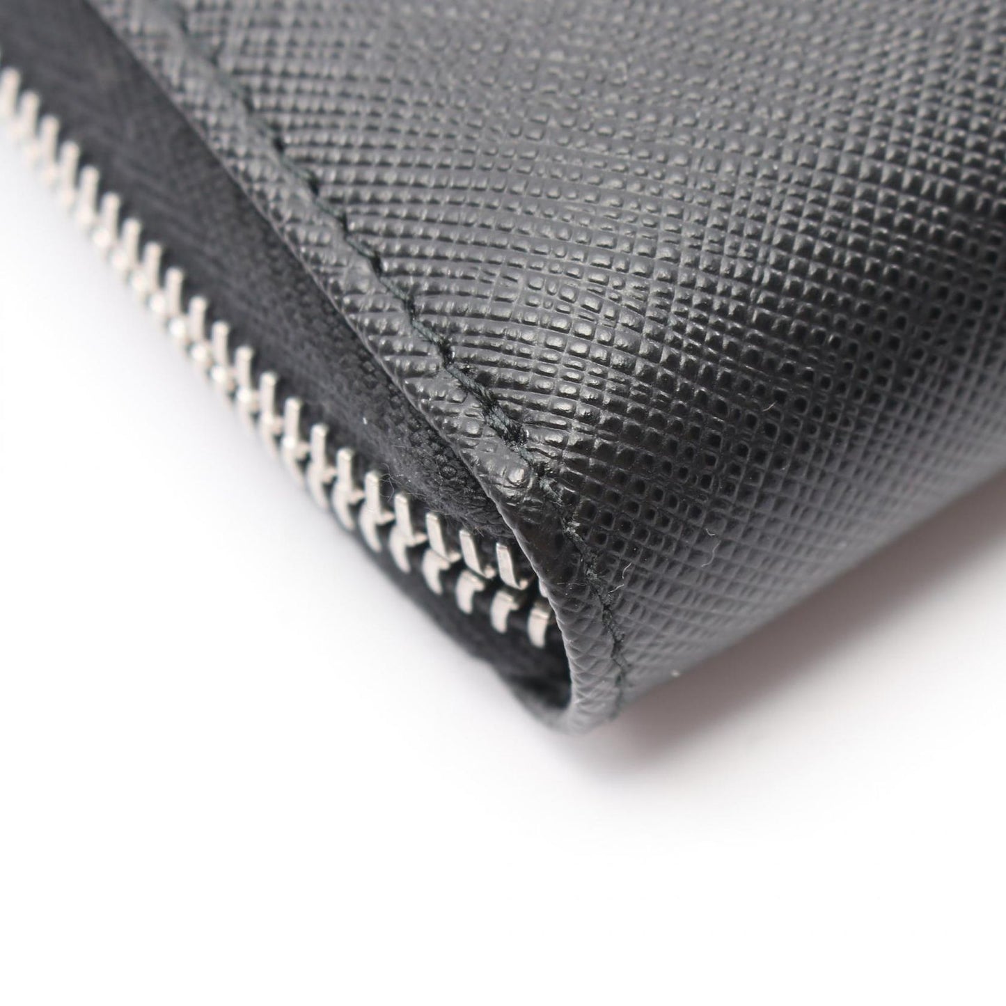 Prada Round Wallet Black — view 6