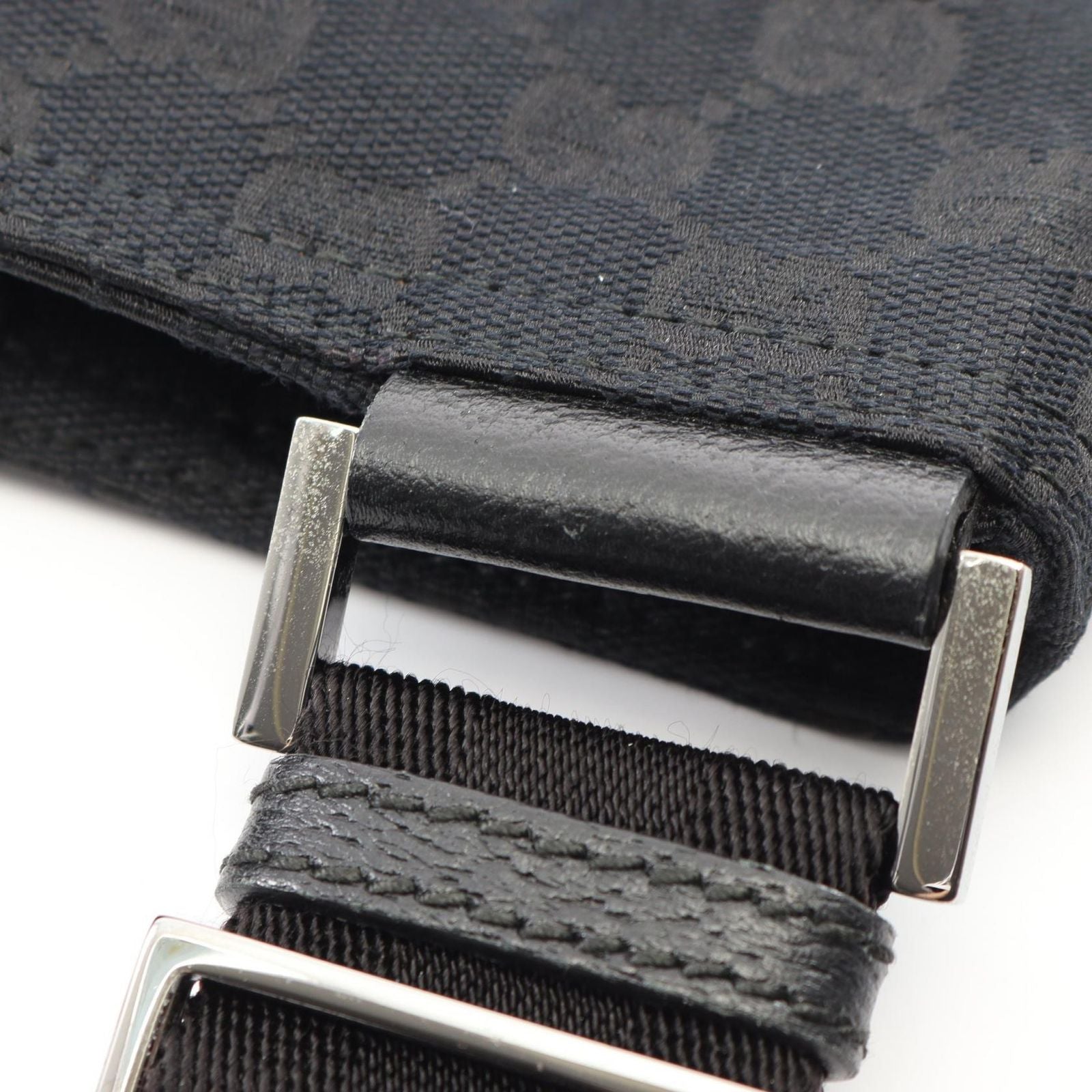 Gucci Shoulder Bag GG Canvas Black — view 7