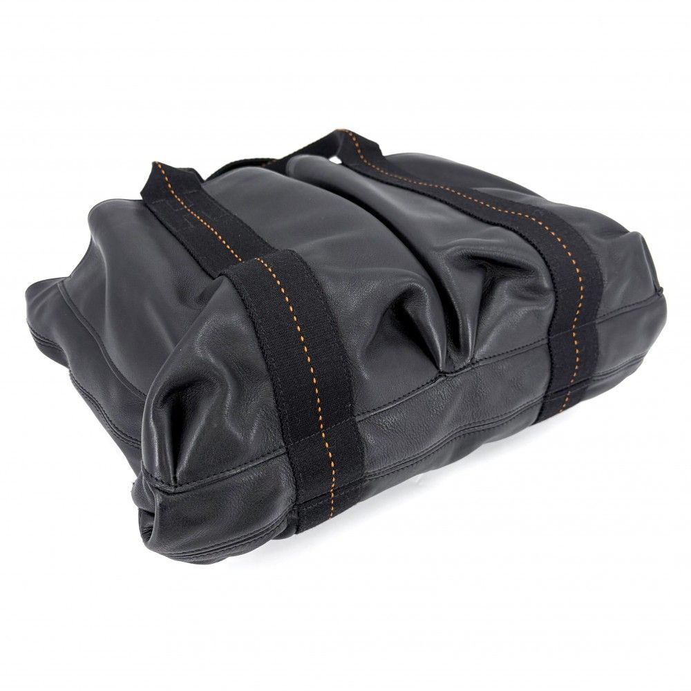 Hermes 2-Way Shoulder Caravan Horizontal Bag Voderma Black Silver — view 3