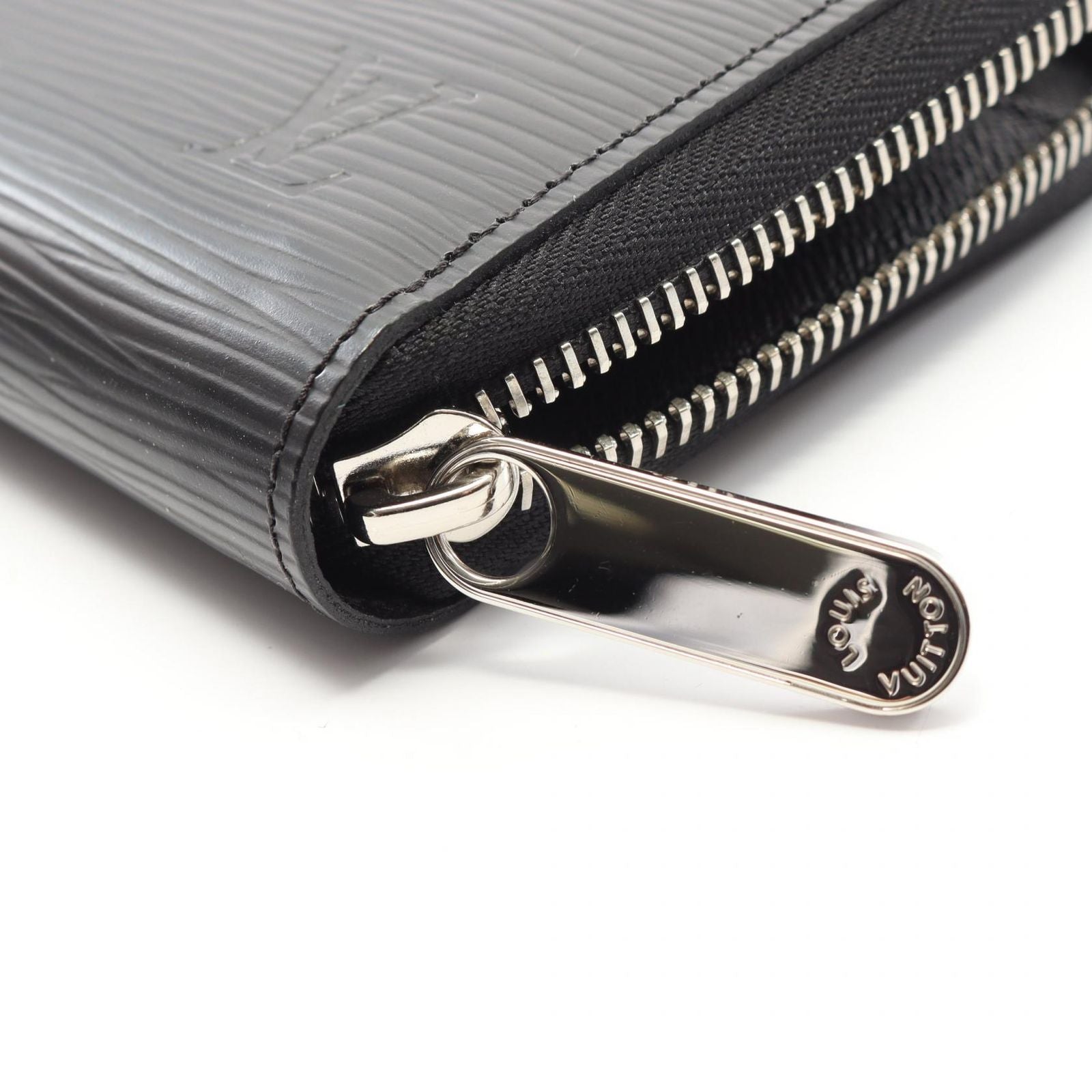 Louis Vuitton Round Wallet Zippy Noir Leather — view 8