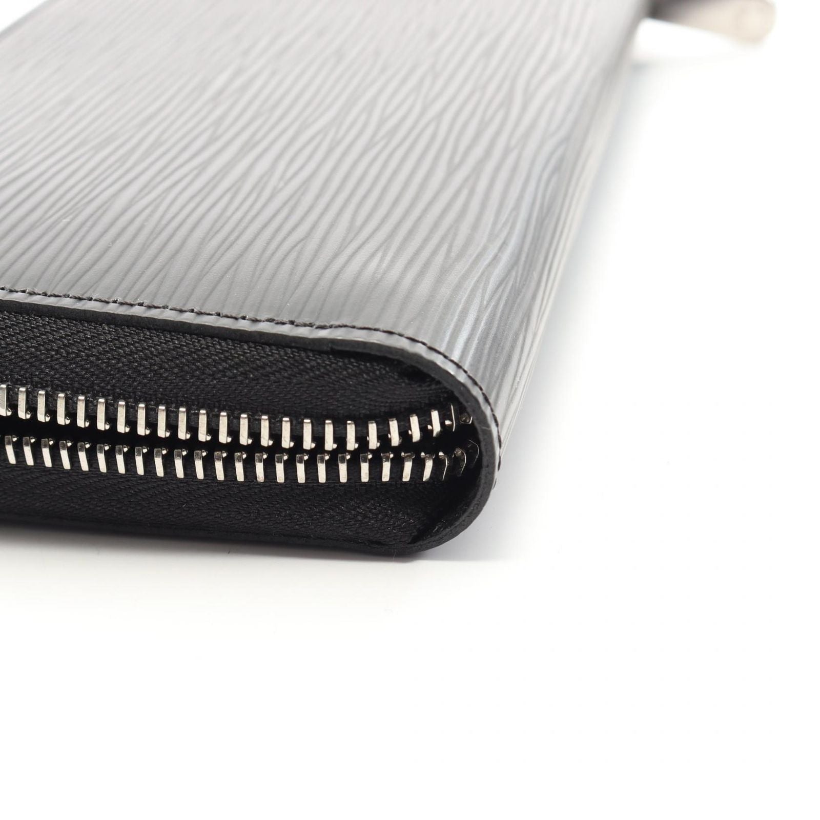 Louis Vuitton Round Wallet Zippy Noir Leather — view 7