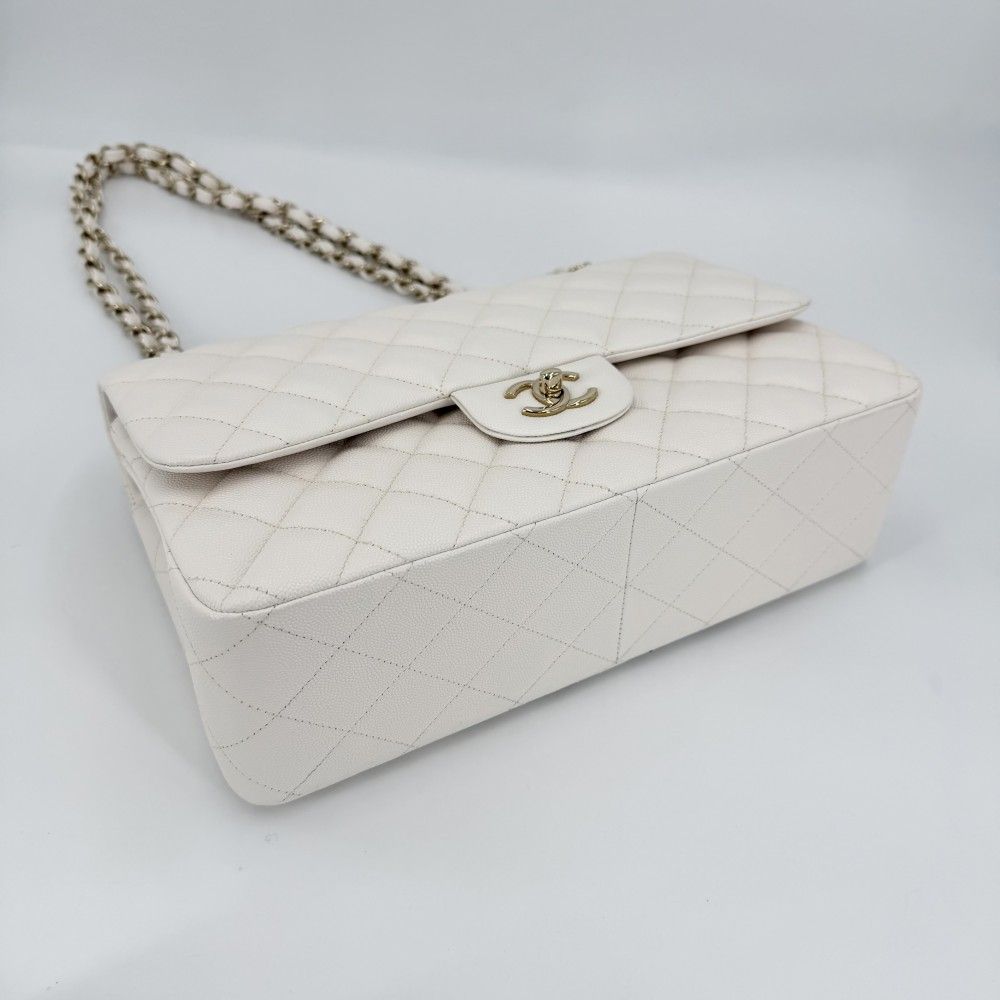 Chanel Shoulder Bag Quilted 30 CC Logo Turnlock Double Flap Bag Chain Caviar — view 3