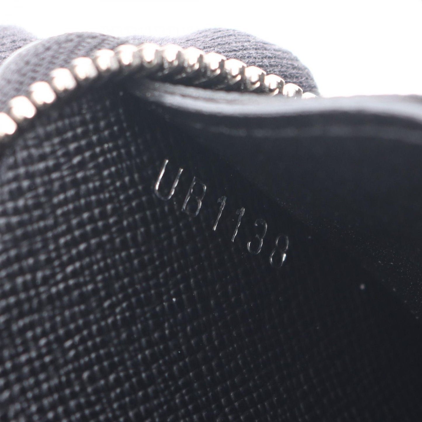 Louis Vuitton Round Wallet Portefeuille Clemence Epi Noir Leather — view 5
