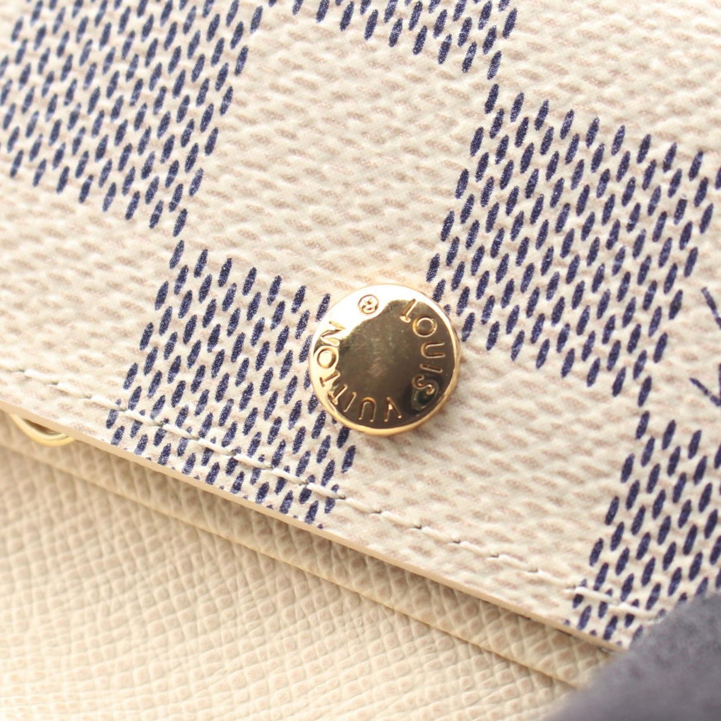 Louis Vuitton Key Case Multicles 4 Damier Azur Quadruple Strand Leather — view 7