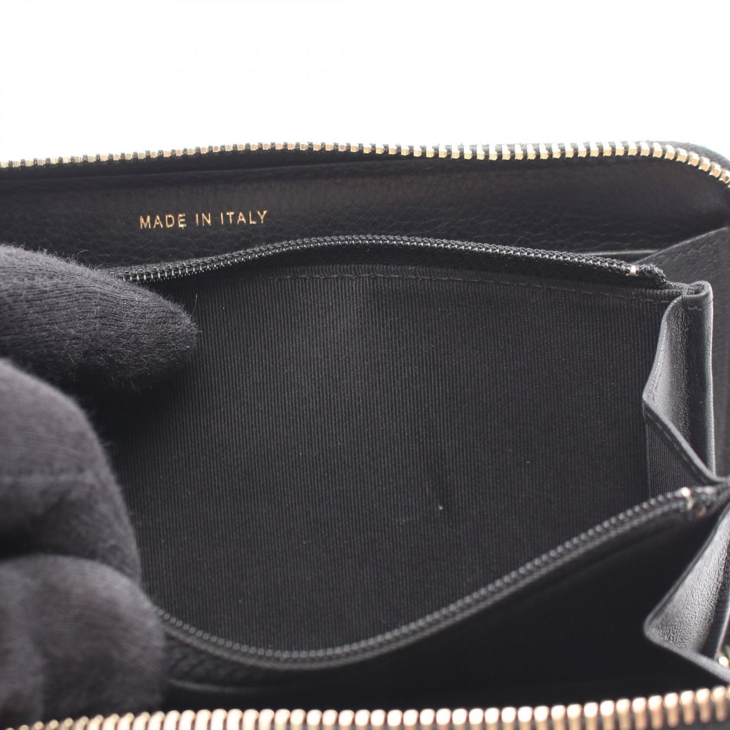 Chanel Round Wallet CC Logo Studs Black Leather — view 6
