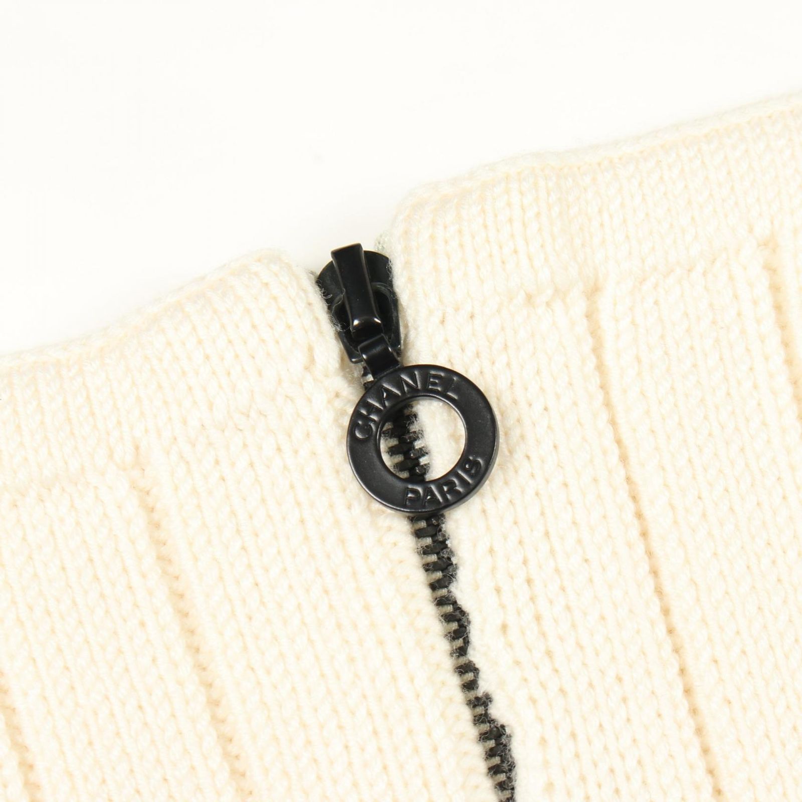 Chanel Vest Zip Knit Wool Vintage — view 6