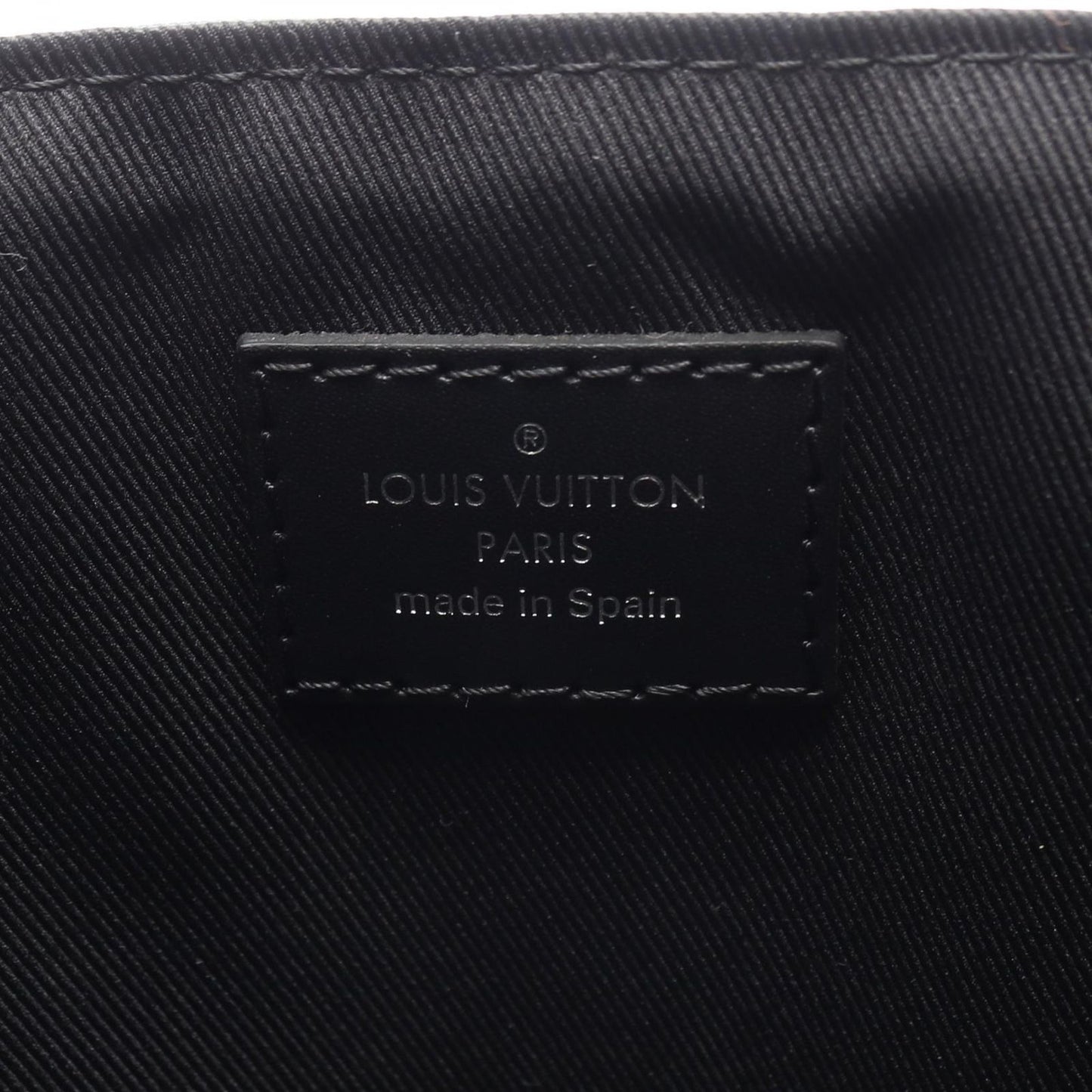 Louis Vuitton Shoulder Bag District PM NM Canvas Leather PN NM — view 4