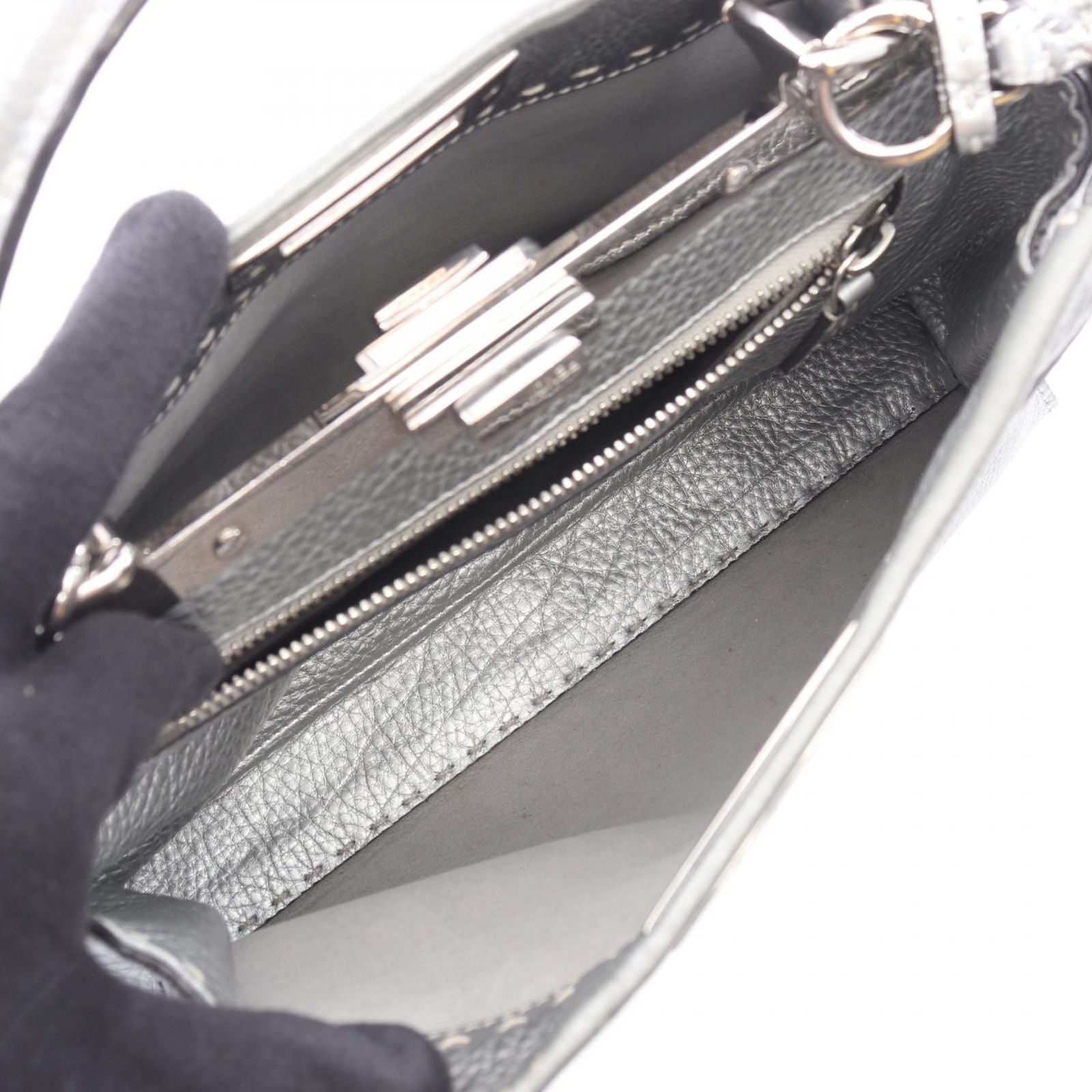 Fendi Handbag Peekaboo Regular Selleria 2-Way Silver Leather — view 3