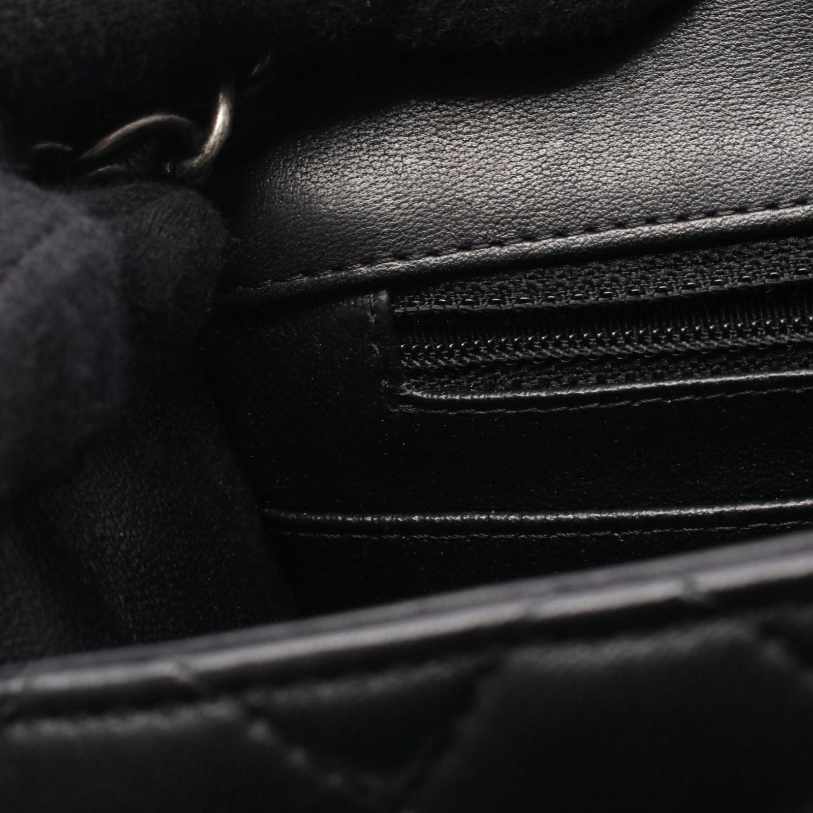 Chanel Shoulder Bag Mini Quilted Black Lambskin Chain — view 7